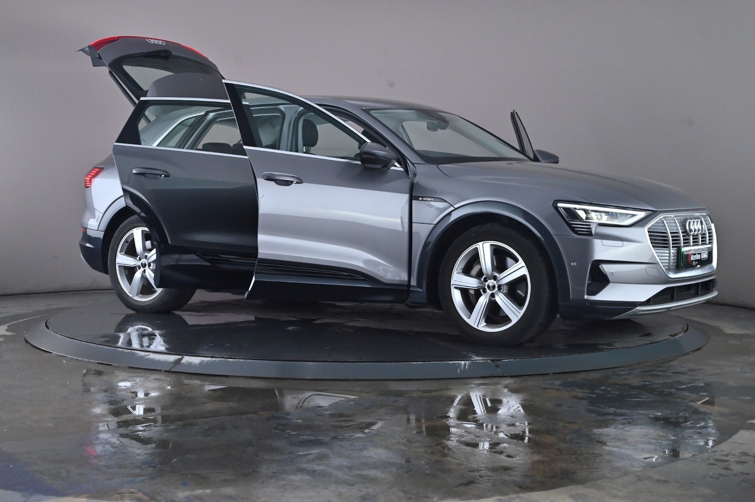 Used Audi e-tron 2022 for sale - 76672404: Photo 72