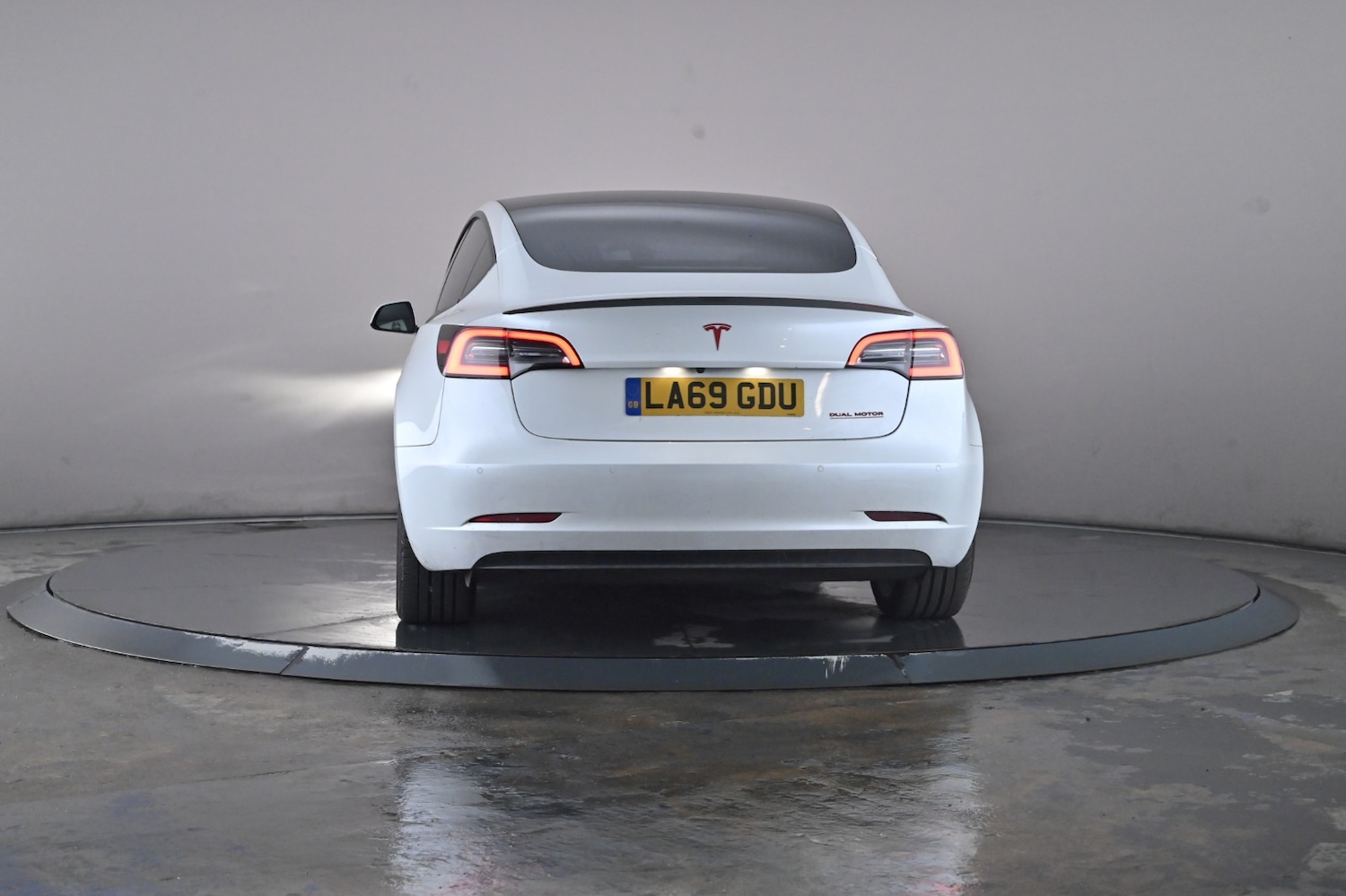 Used Tesla Model 3 2020 for sale - 76660323: Photo 23