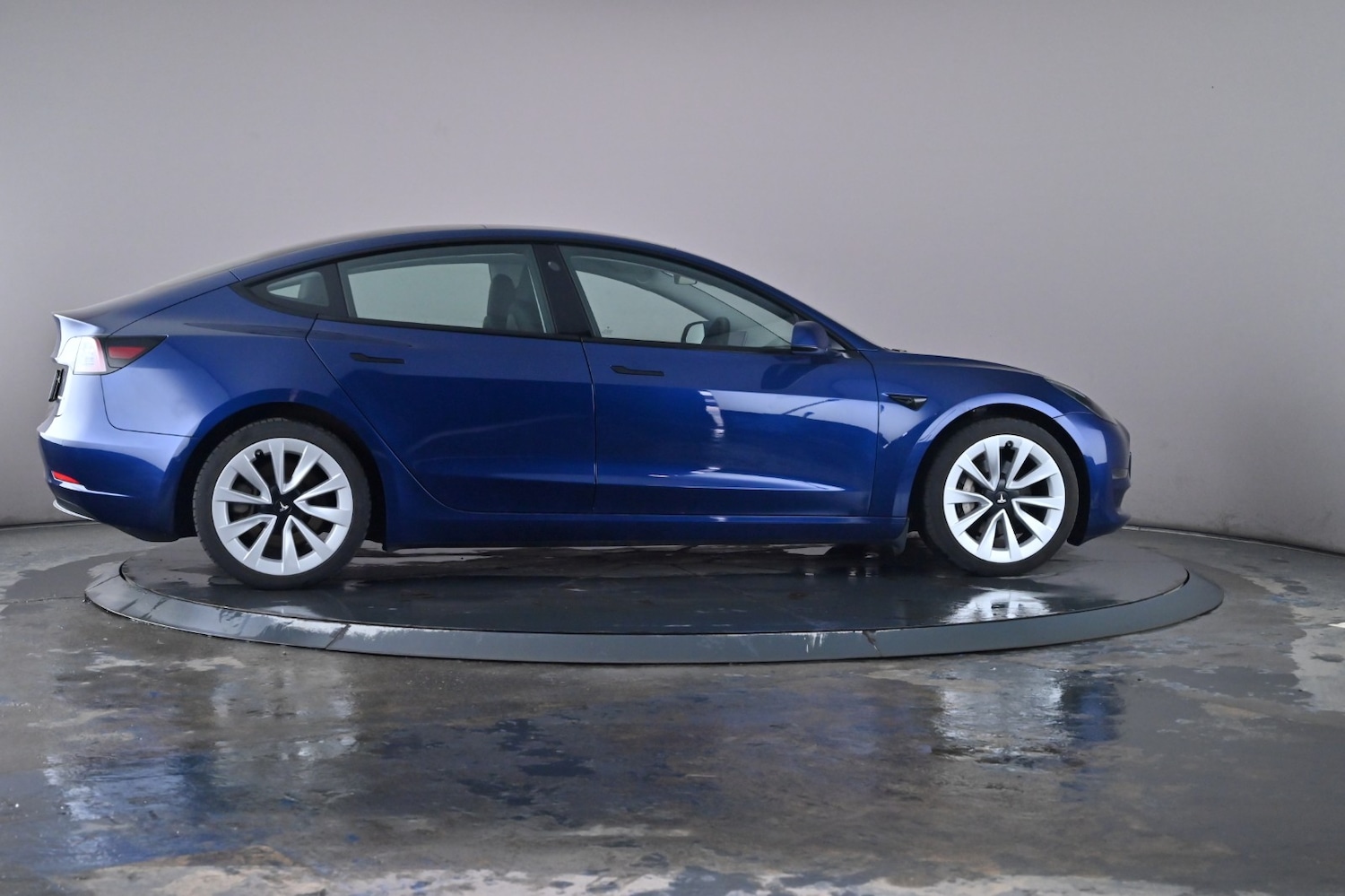 Used Tesla Model 3 2021 for sale - 76635126: Photo 32