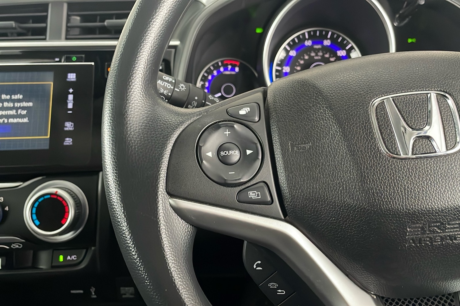 Used Honda Jazz 2018 for sale - 76748841: Photo 14