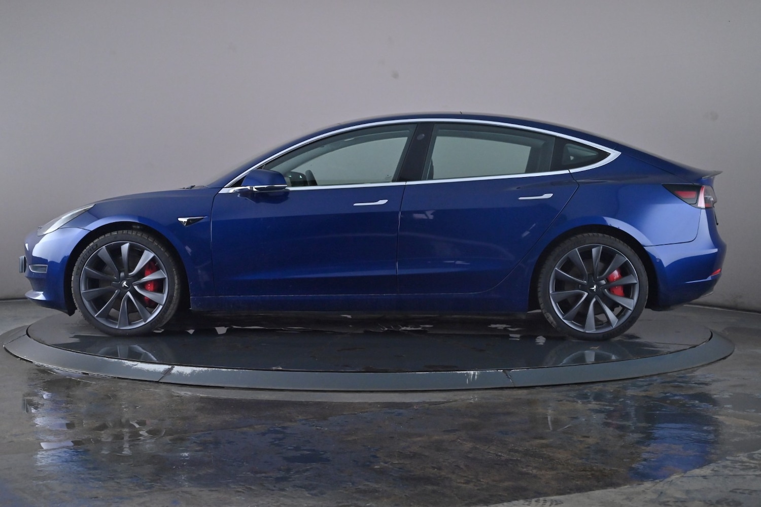 Used Tesla Model 3 2020 for sale - 76660300: Photo 15