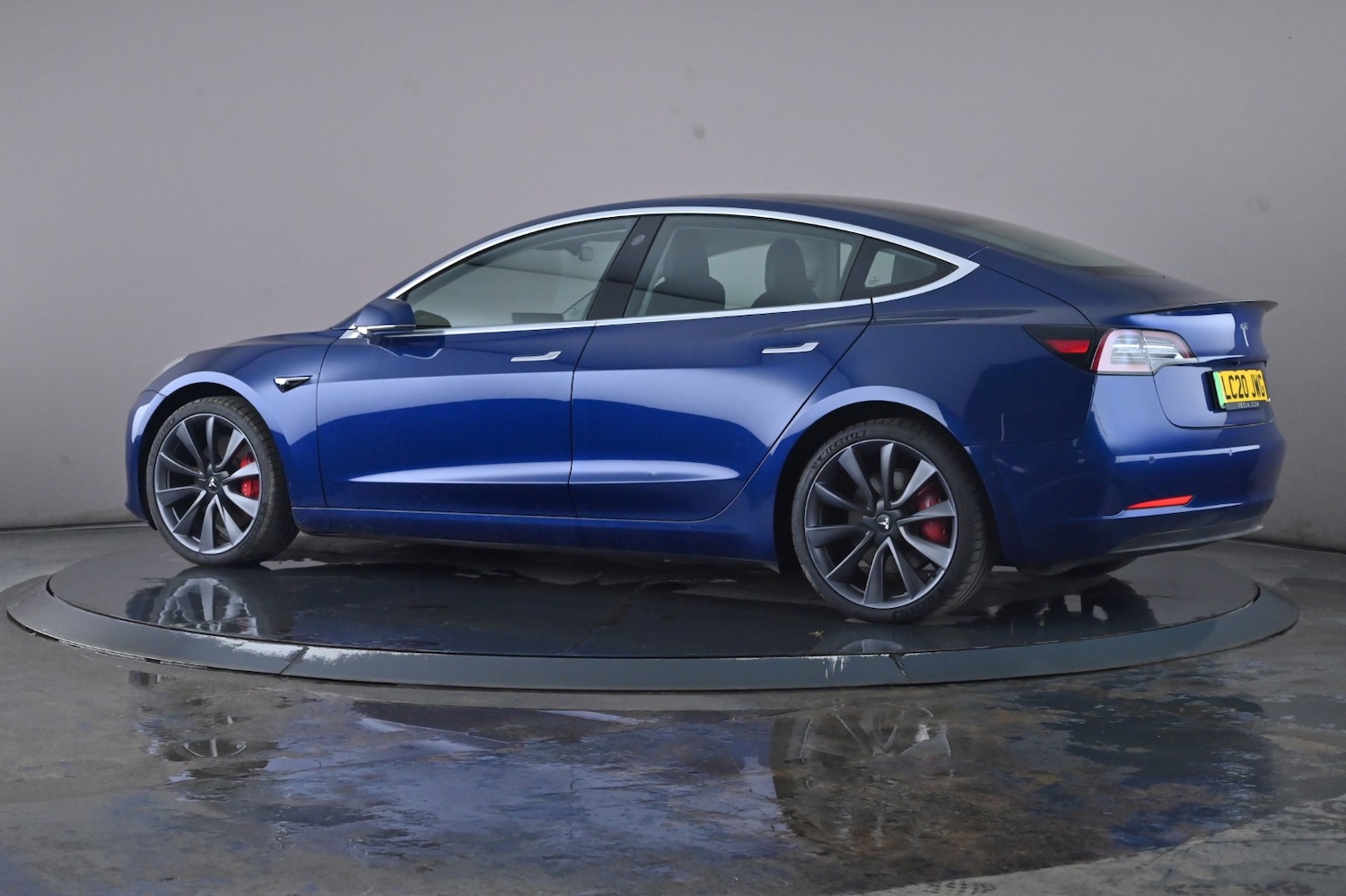 Used Tesla Model 3 2020 for sale - 76660300: Photo 18
