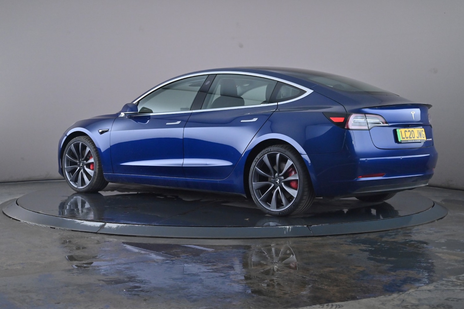 Used Tesla Model 3 2020 for sale - 76660300: Photo 19
