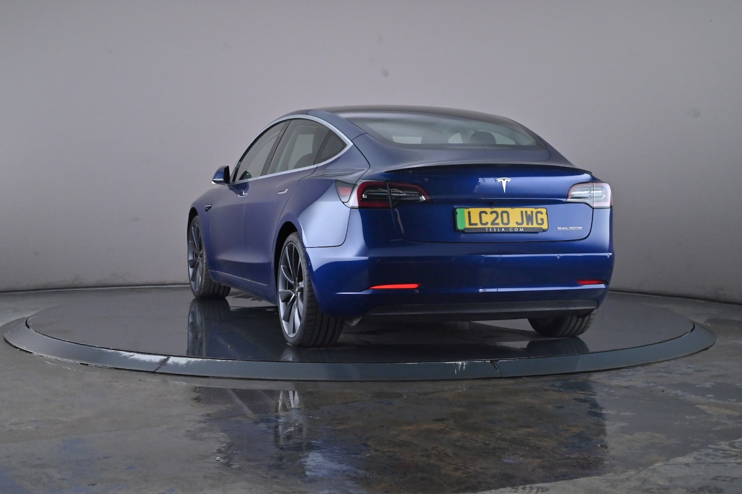 Used Tesla Model 3 2020 for sale - 76660300: Photo 22