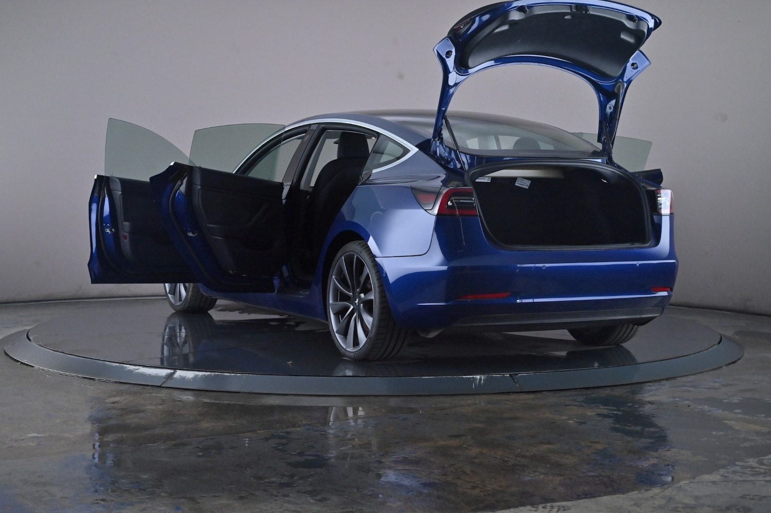 Used Tesla Model 3 2020 for sale - 76660300: Photo 57