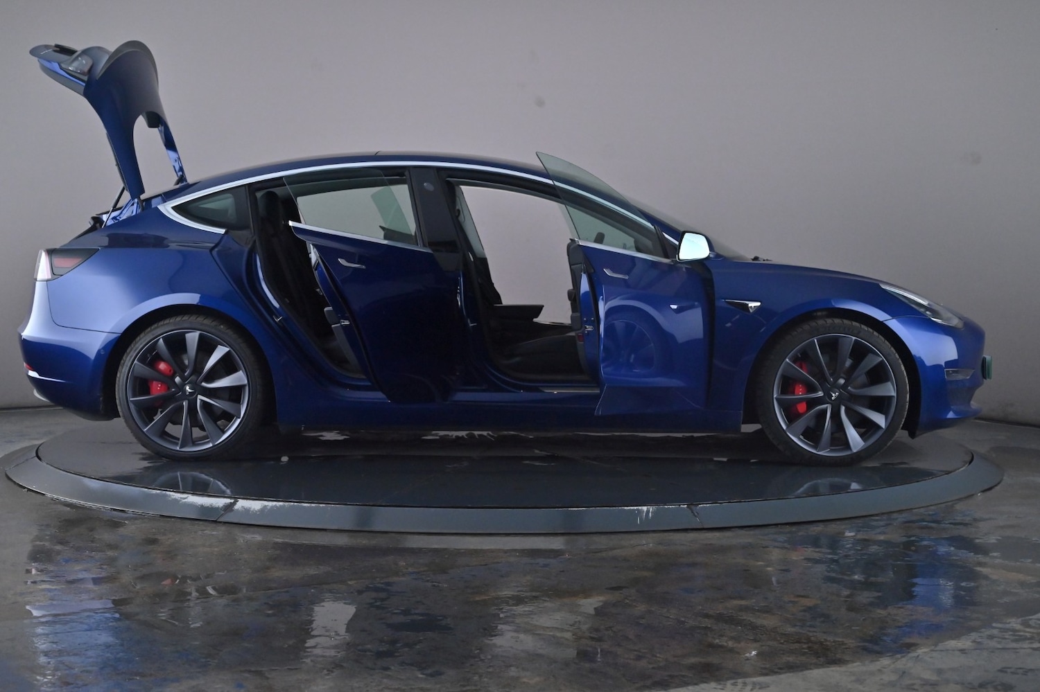 Used Tesla Model 3 2020 for sale - 76660300: Photo 69