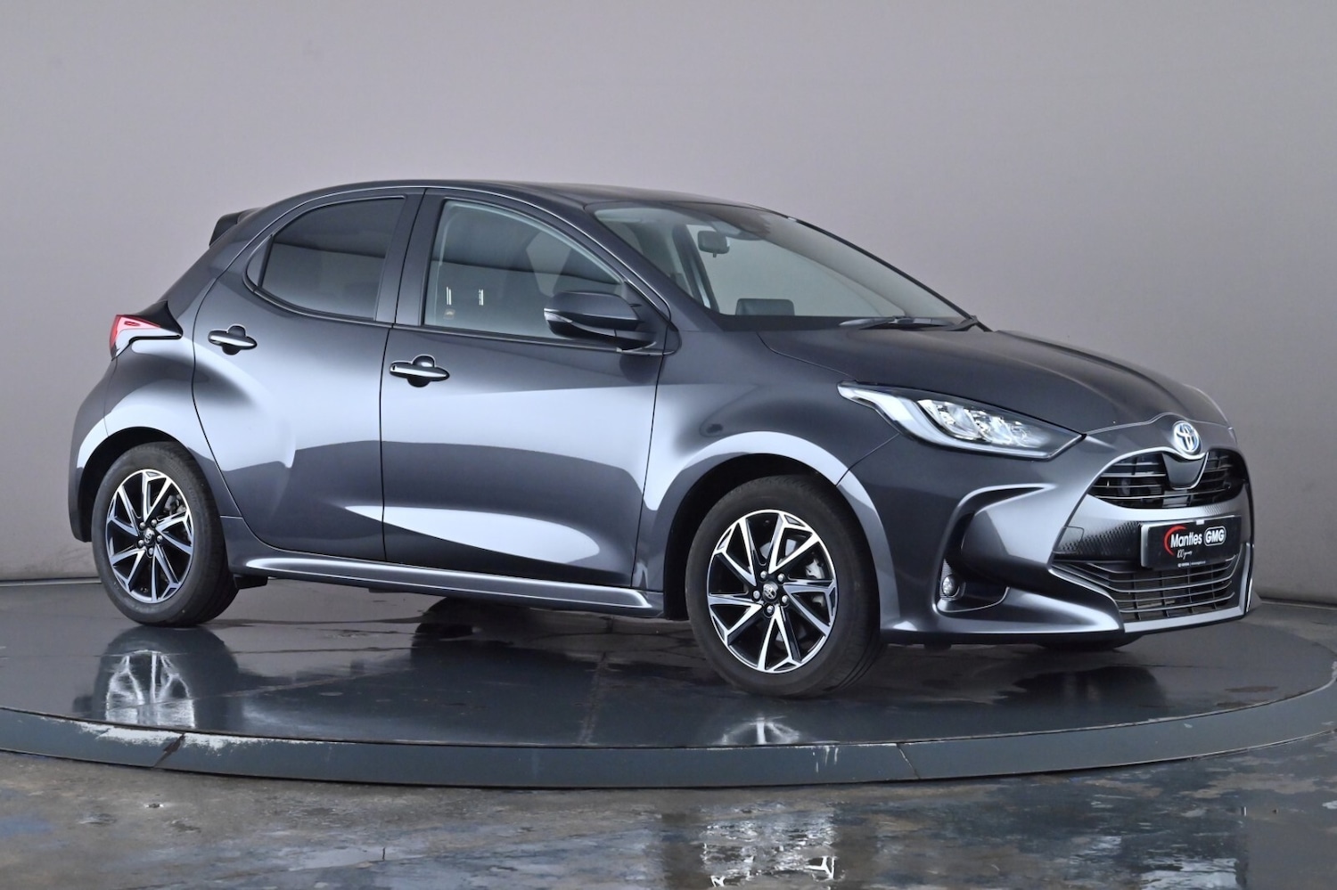 Used Toyota Yaris 2023 for sale - 76667914: Photo 1