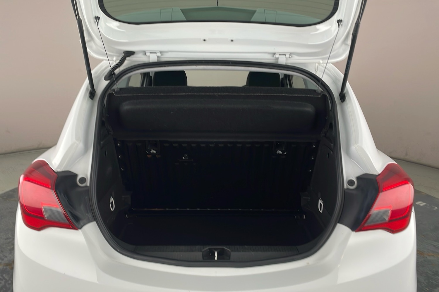 Used Vauxhall Corsa 2015 for sale - 77622264: Photo 17