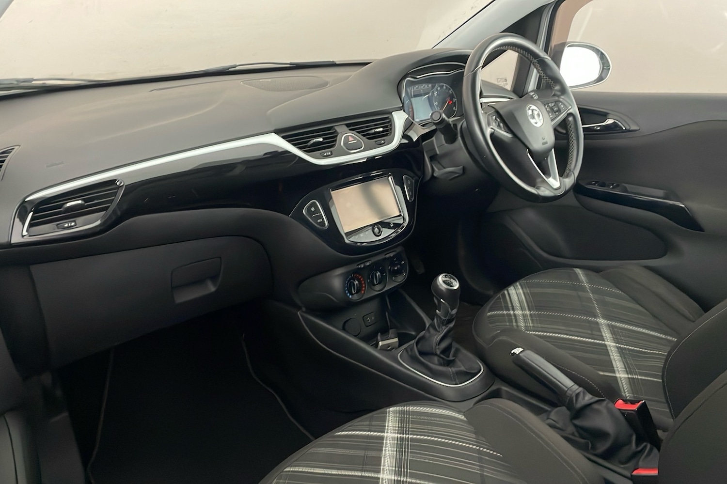 Used Vauxhall Corsa 2015 for sale - 77622264: Photo 18