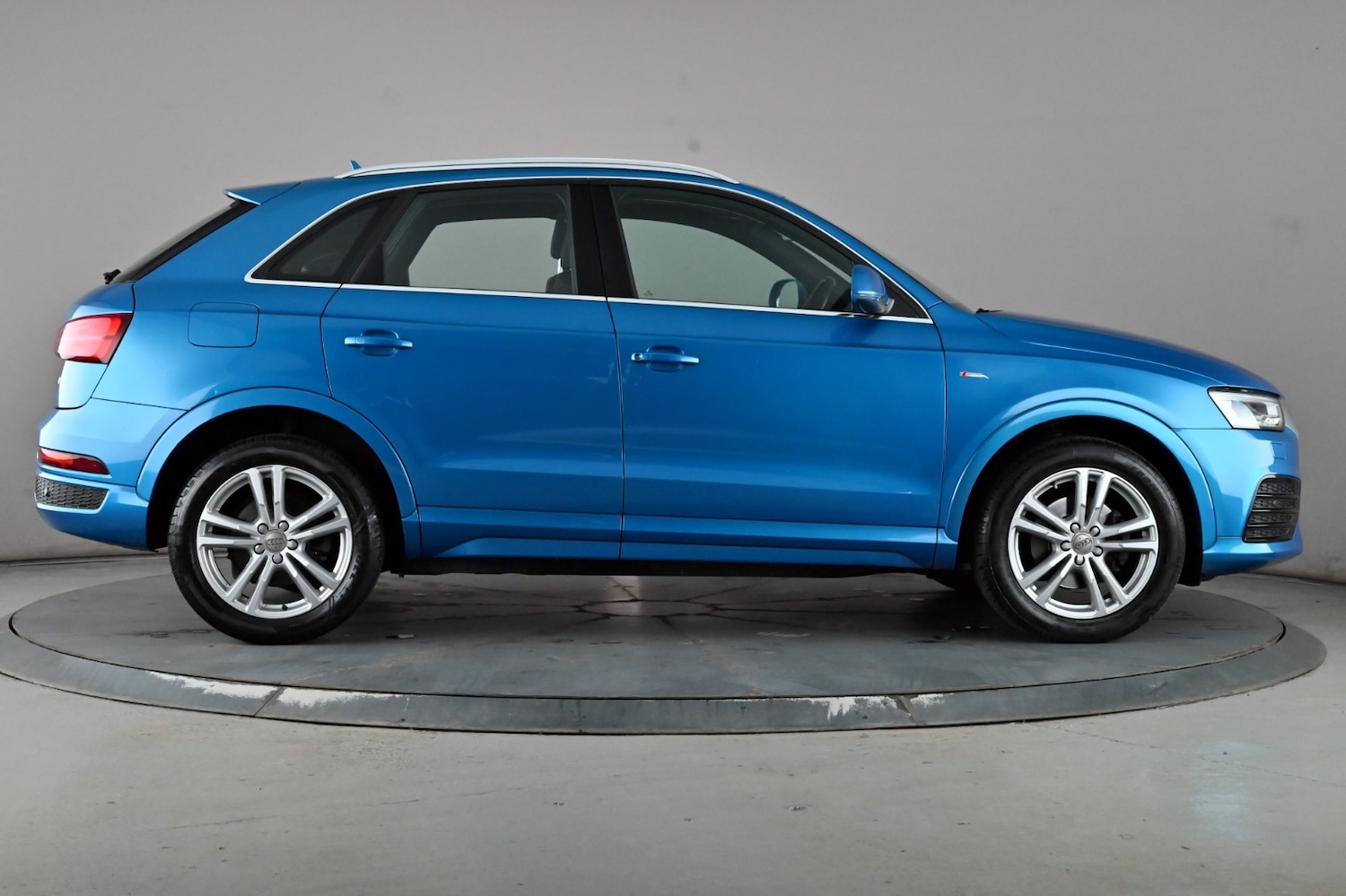 Used Audi Q3 2016 for sale - 76896751: Photo 3