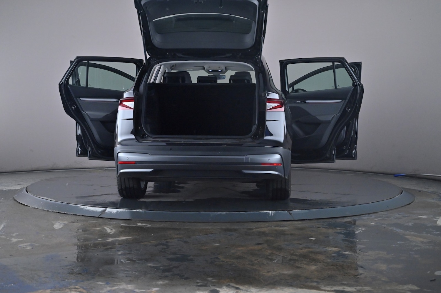 Used Skoda Enyaq 2022 for sale - 76667945: Photo 61