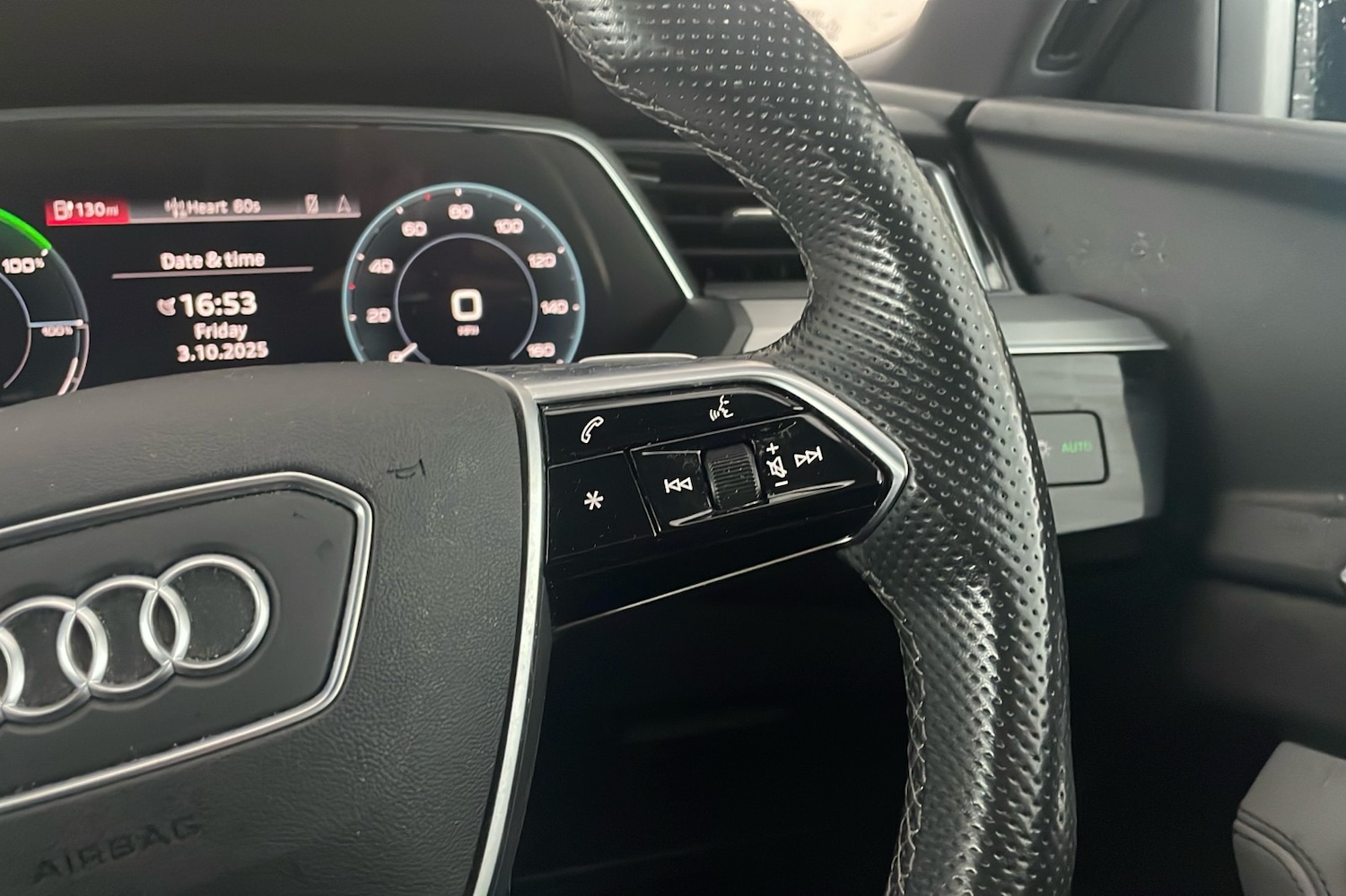 Used Audi e-tron 2021 for sale - 76173830: Photo 15