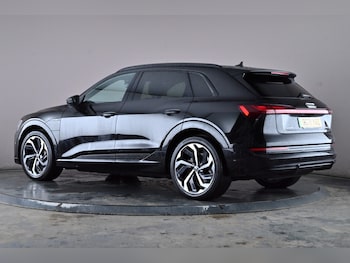 Used Audi e-tron 2021 for sale - 76173830: Photo 4