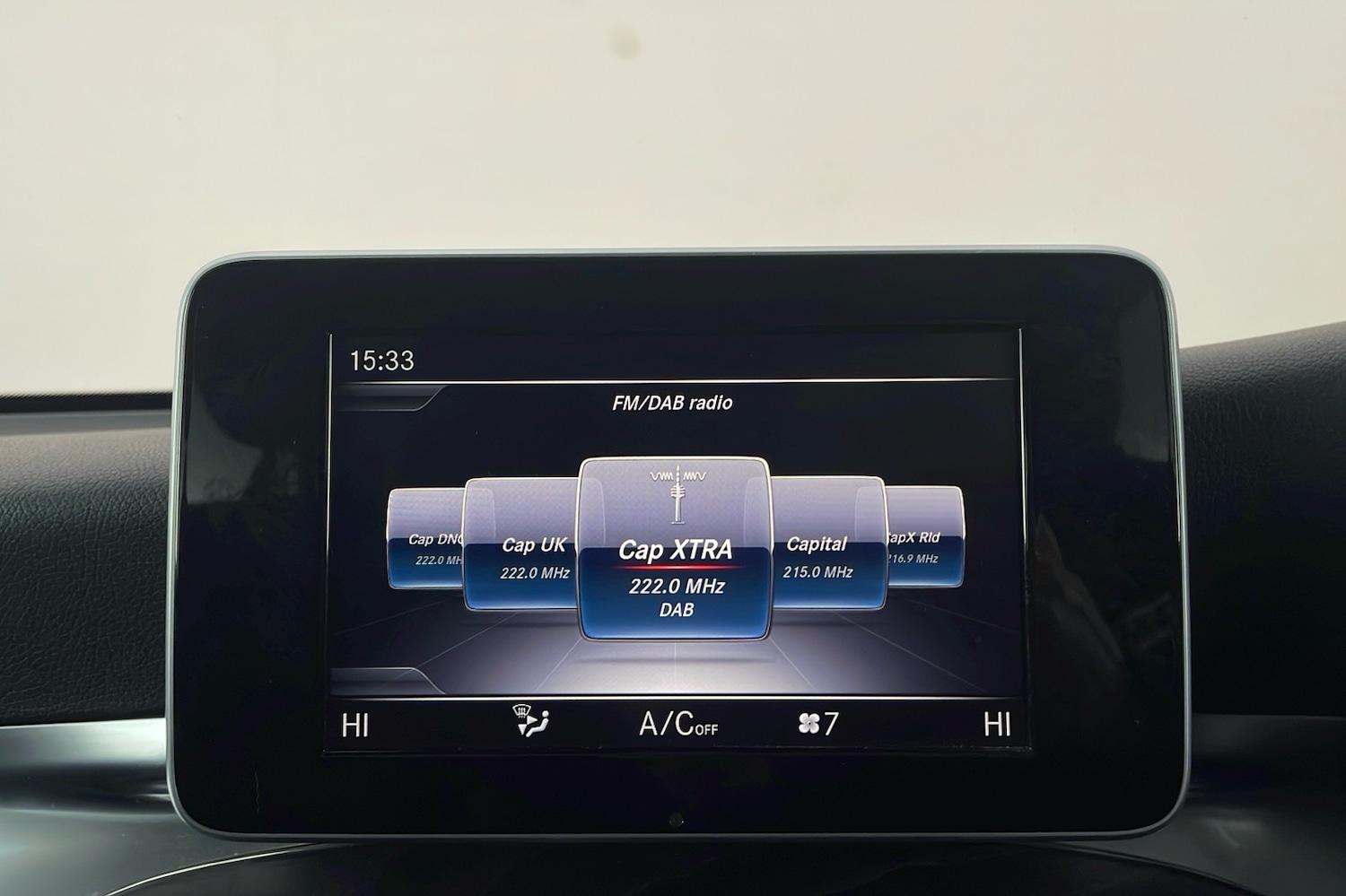 Used Mercedes-Benz GLC 2018 for sale - 76670723: Photo 17