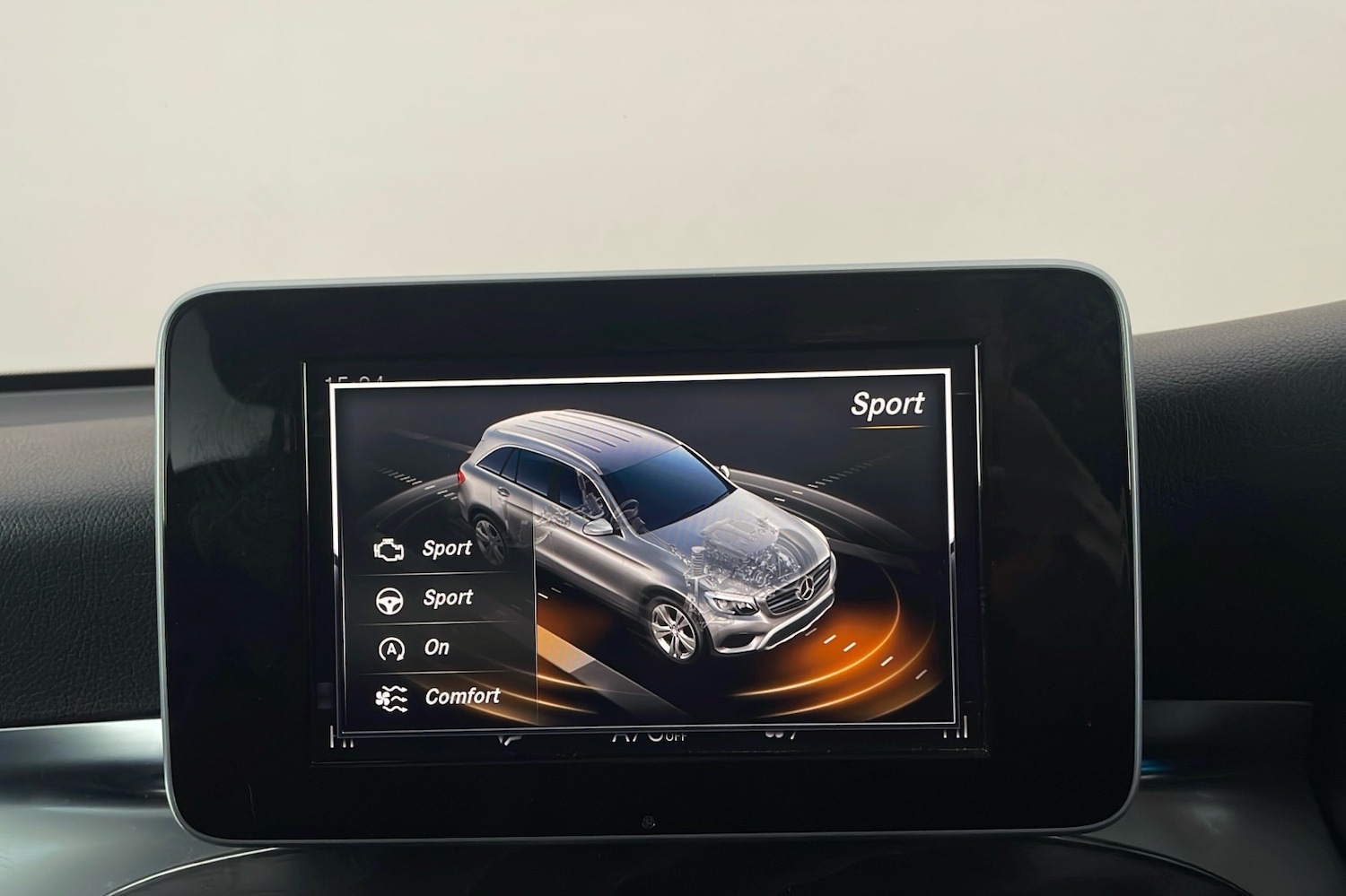 Used Mercedes-Benz GLC 2018 for sale - 76670723: Photo 25