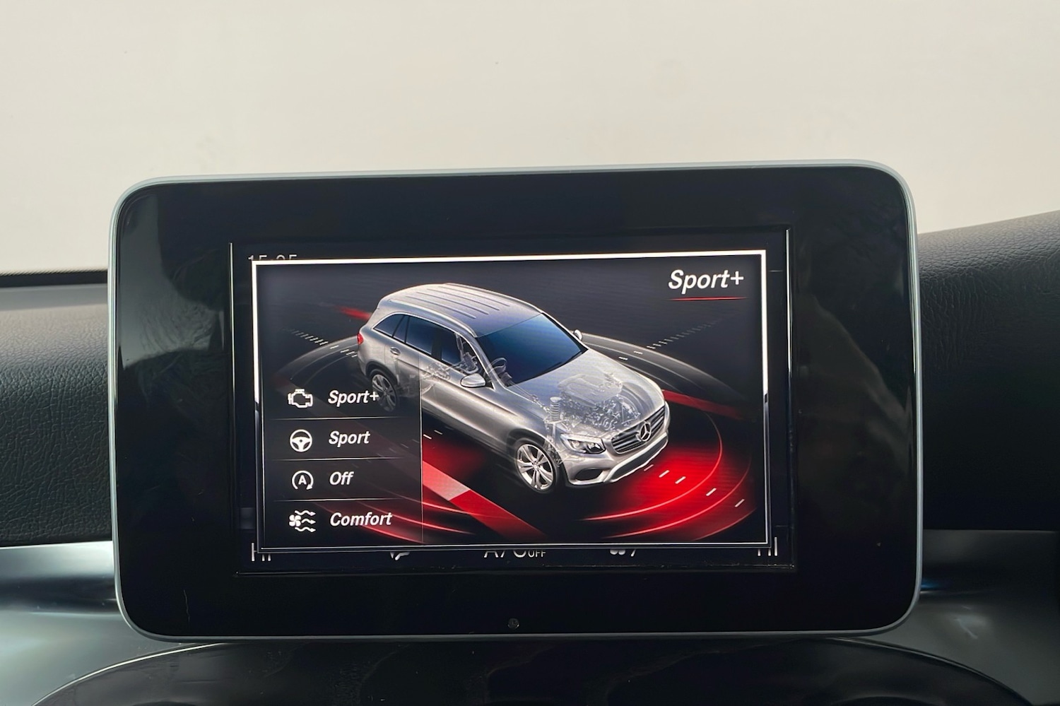 Used Mercedes-Benz GLC 2018 for sale - 76670723: Photo 26