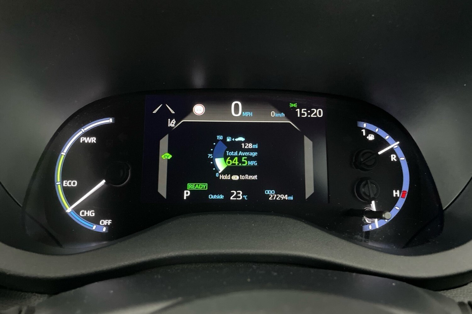 2023 Toyota Yaris Cross 1.5 Hybrid Design 5dr CVT Estate Hybrid Automatic - Picture 18 of 24