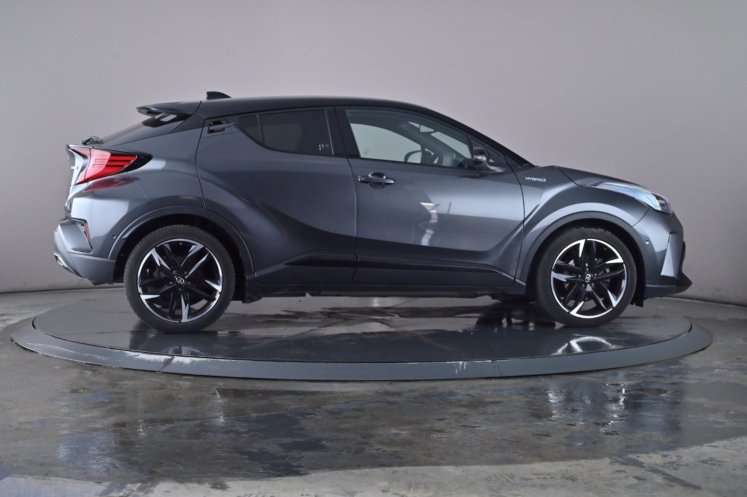 Used Toyota C-HR 2022 for sale - 76635130: Photo 32