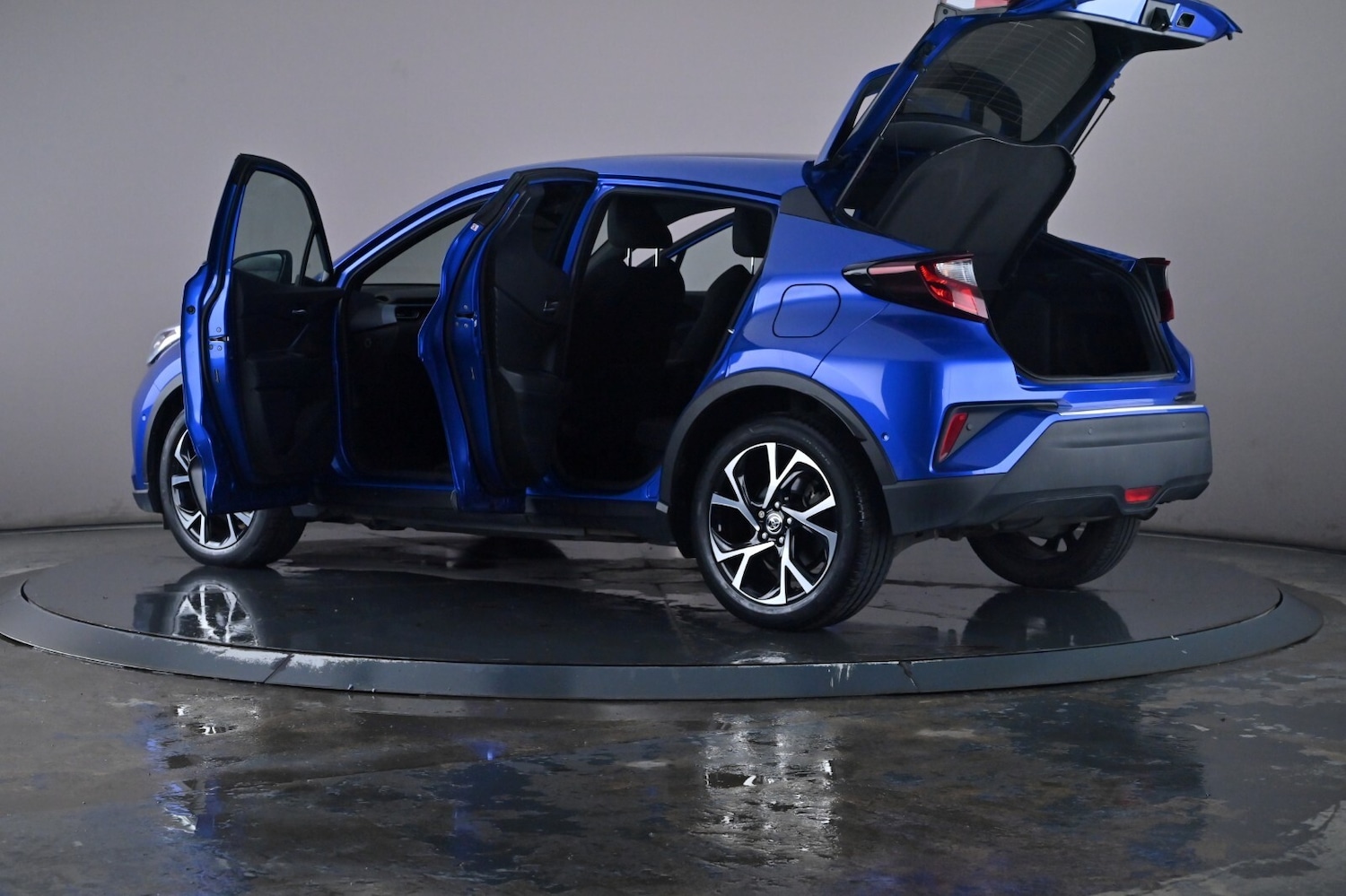 Used Toyota C-HR 2020 for sale - 76667958: Photo 53