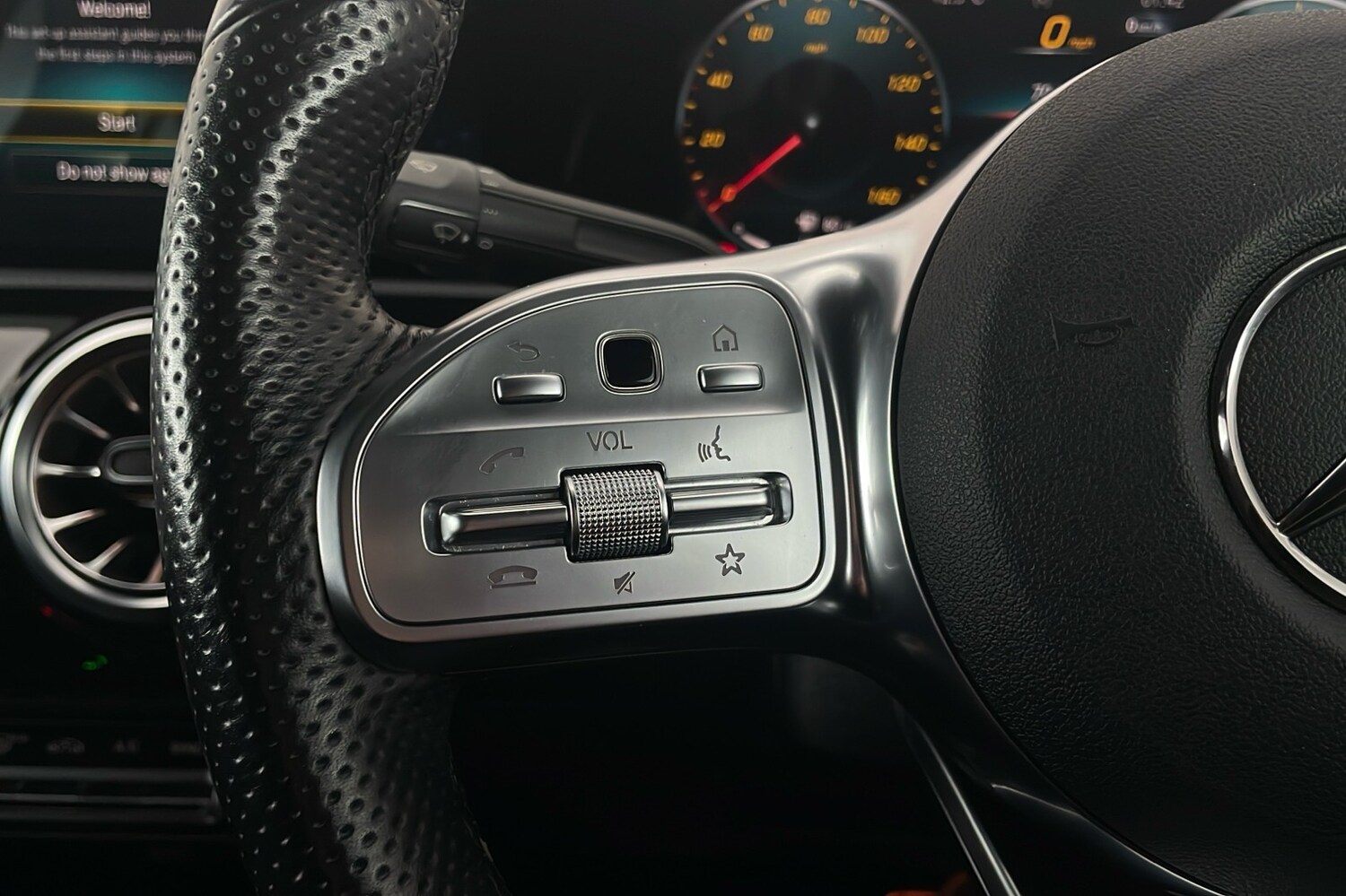 Used Mercedes-Benz CLA 2022 for sale - 76364293: Photo 14