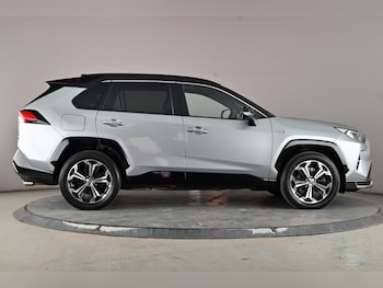 Used Toyota RAV4 2021 for sale - 78201801: Photo