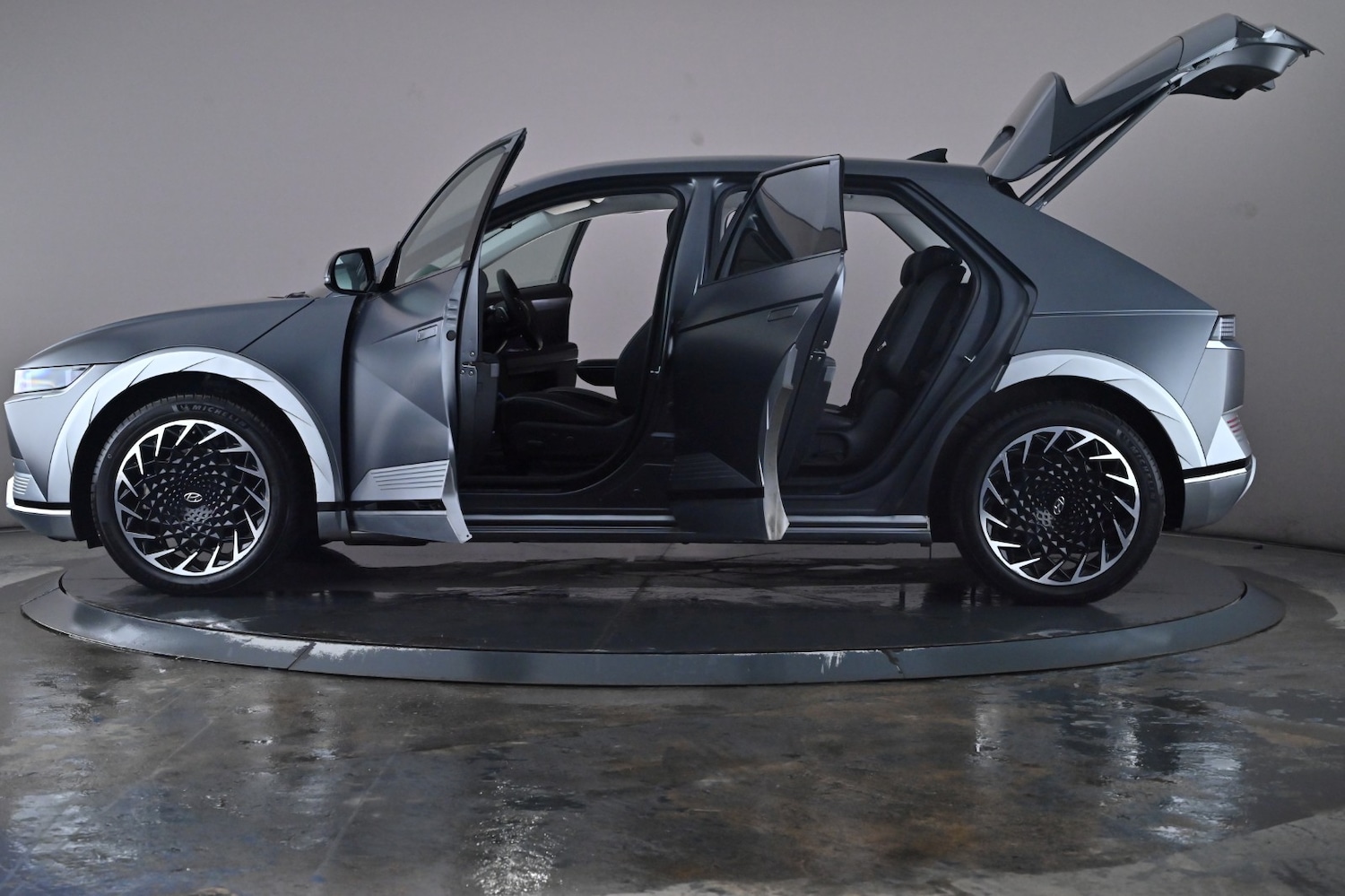 Used Hyundai IONIQ 5 2022 for sale - 76754313: Photo 51