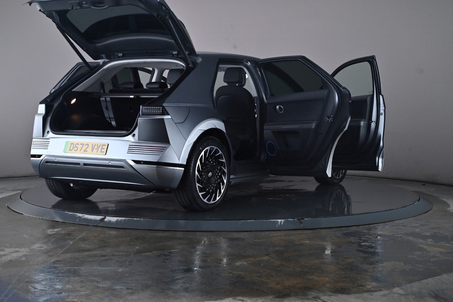 Used Hyundai IONIQ 5 2022 for sale - 76754313: Photo 63