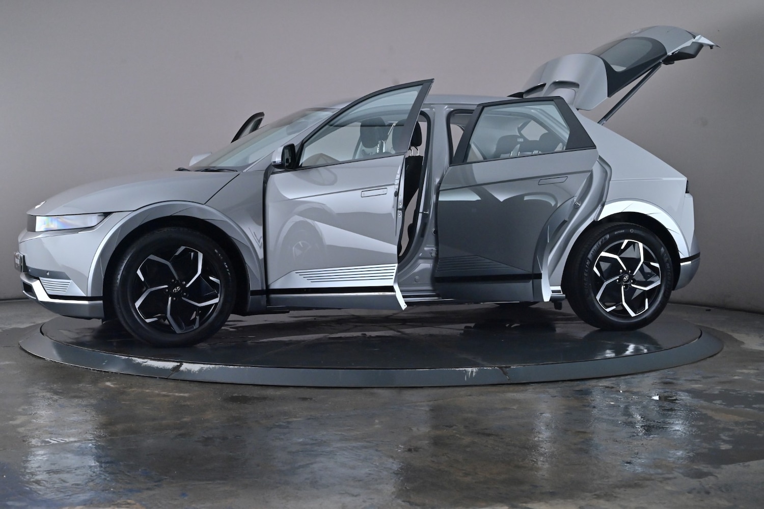 Used Hyundai IONIQ 5 2022 for sale - 76754315: Photo 49