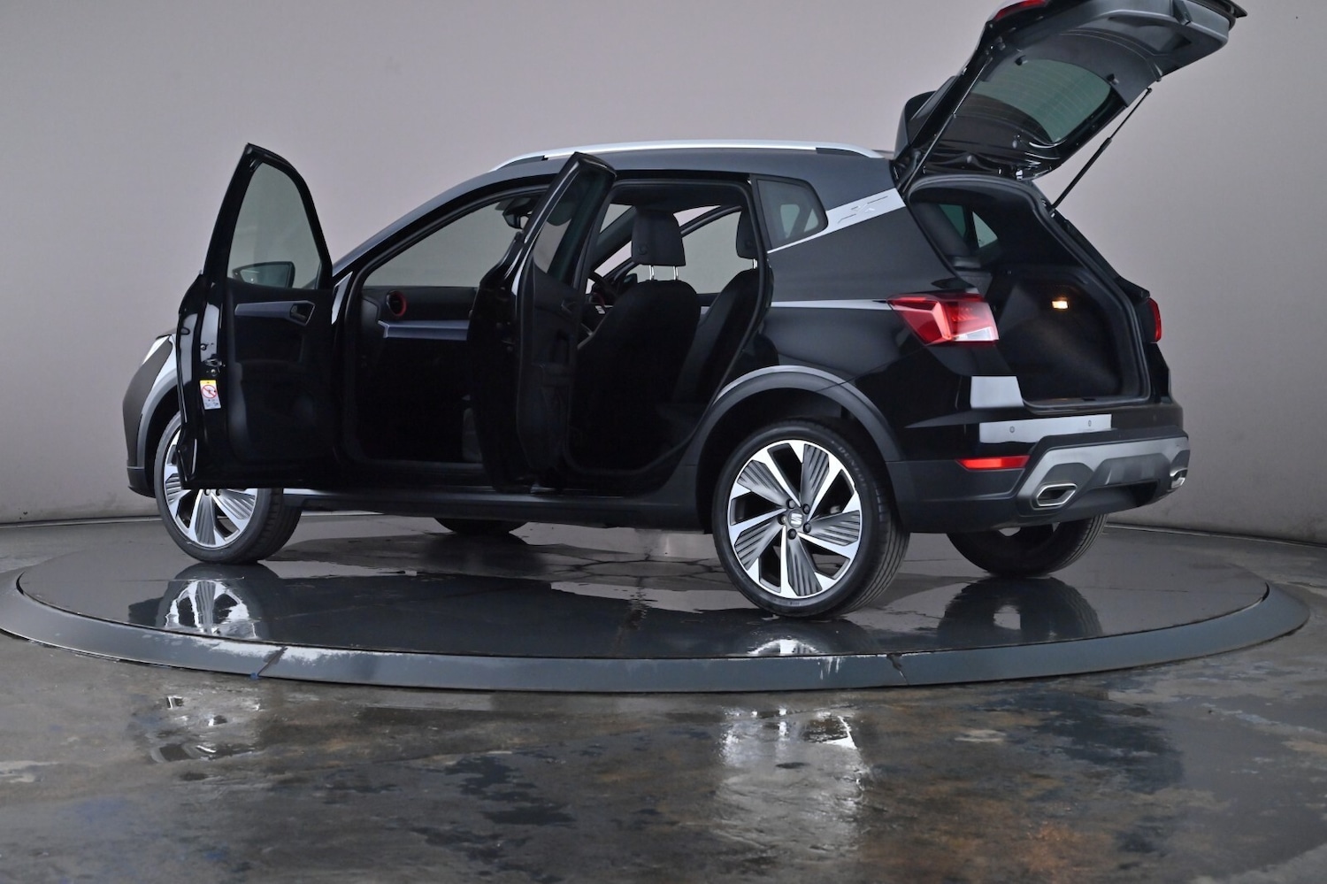 Used SEAT Arona 2023 for sale - 76667950: Photo 50