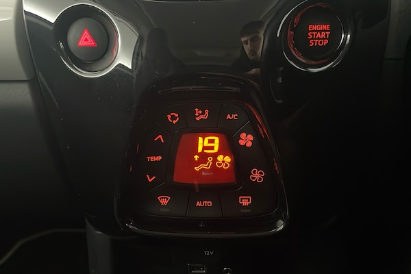 Used Toyota AYGO 2016 for sale - 76148824: Photo 13