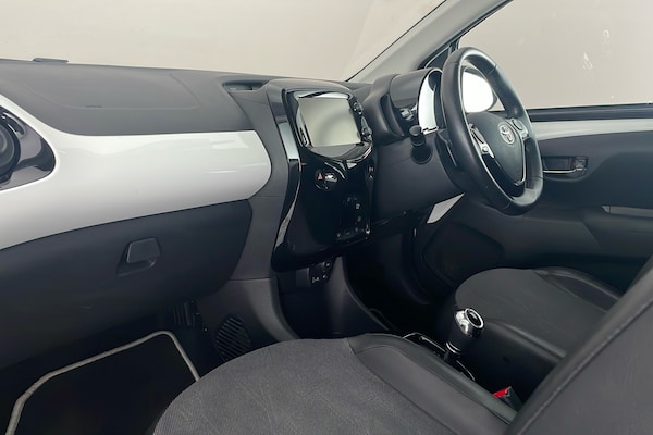 Used Toyota AYGO 2016 for sale - 76148824: Photo 22