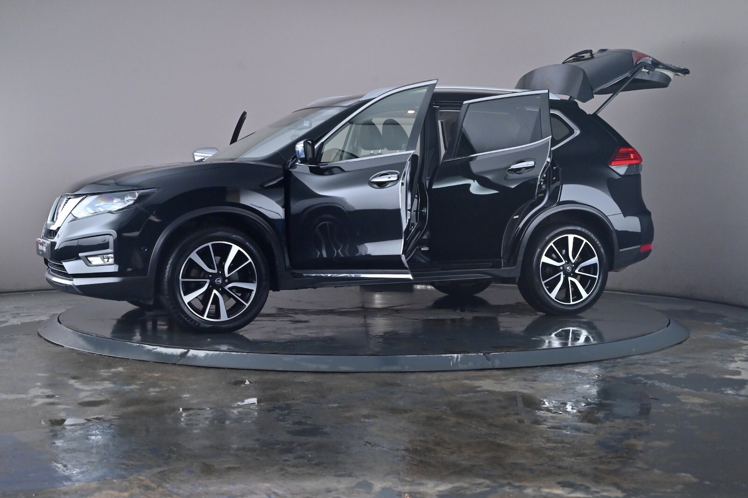 Used Nissan X-Trail 2018 for sale - 76672334: Photo 45