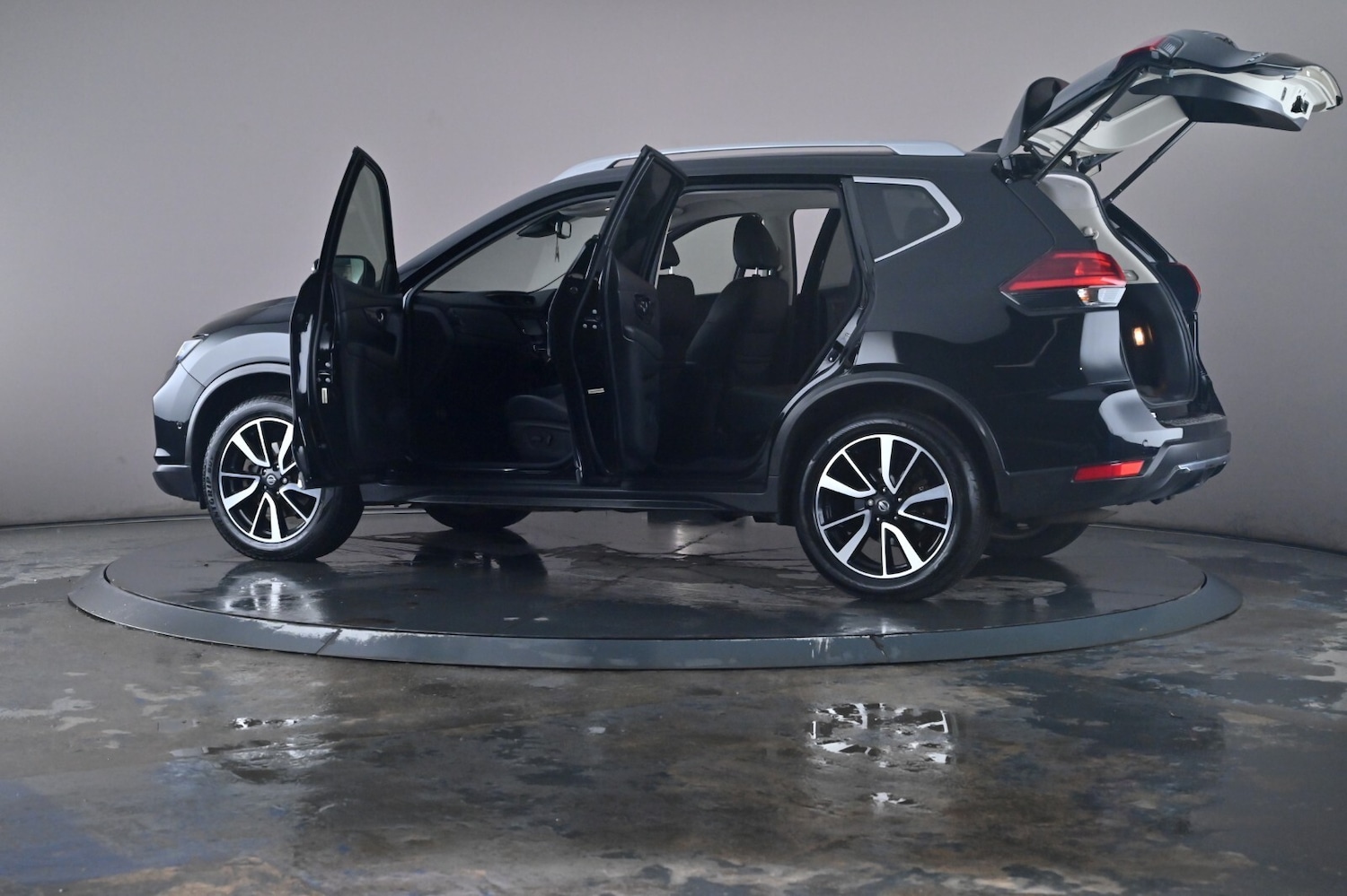 Used Nissan X-Trail 2018 for sale - 76672334: Photo 50