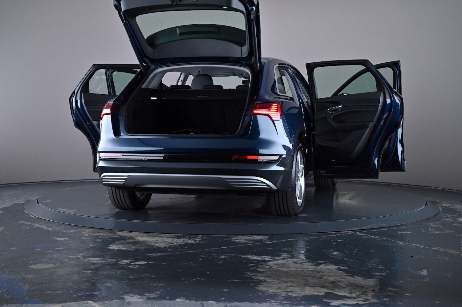 Used Audi e-tron 2021 for sale - 76744582: Photo 60