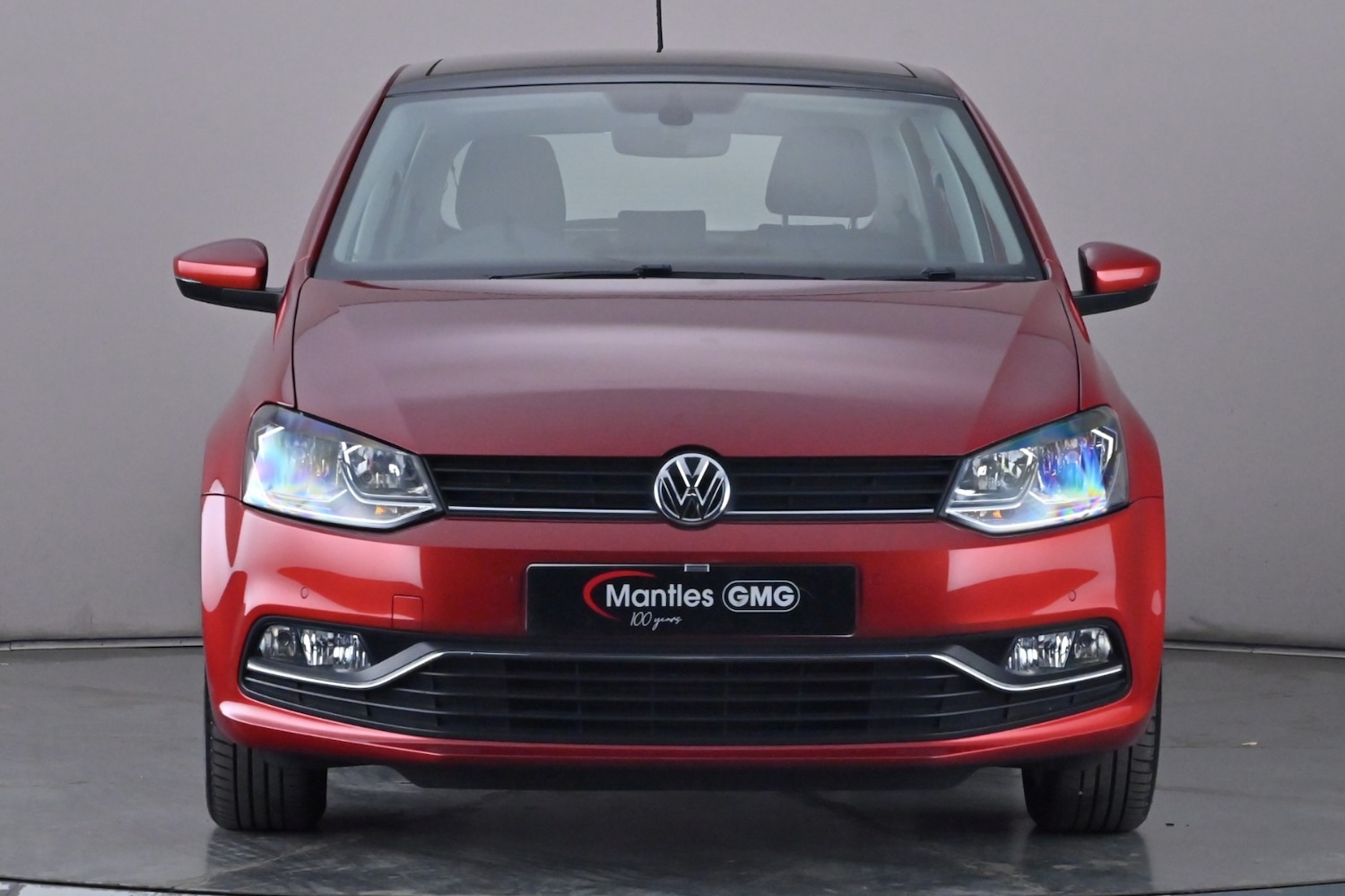 Used Volkswagen Polo 2015 for sale - 76030099: Photo 2