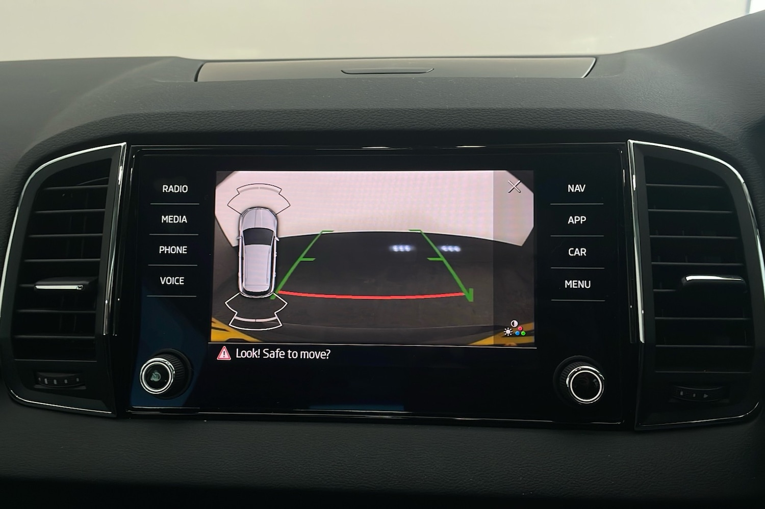 Used Skoda Karoq 2022 for sale - 76470827: Photo 20