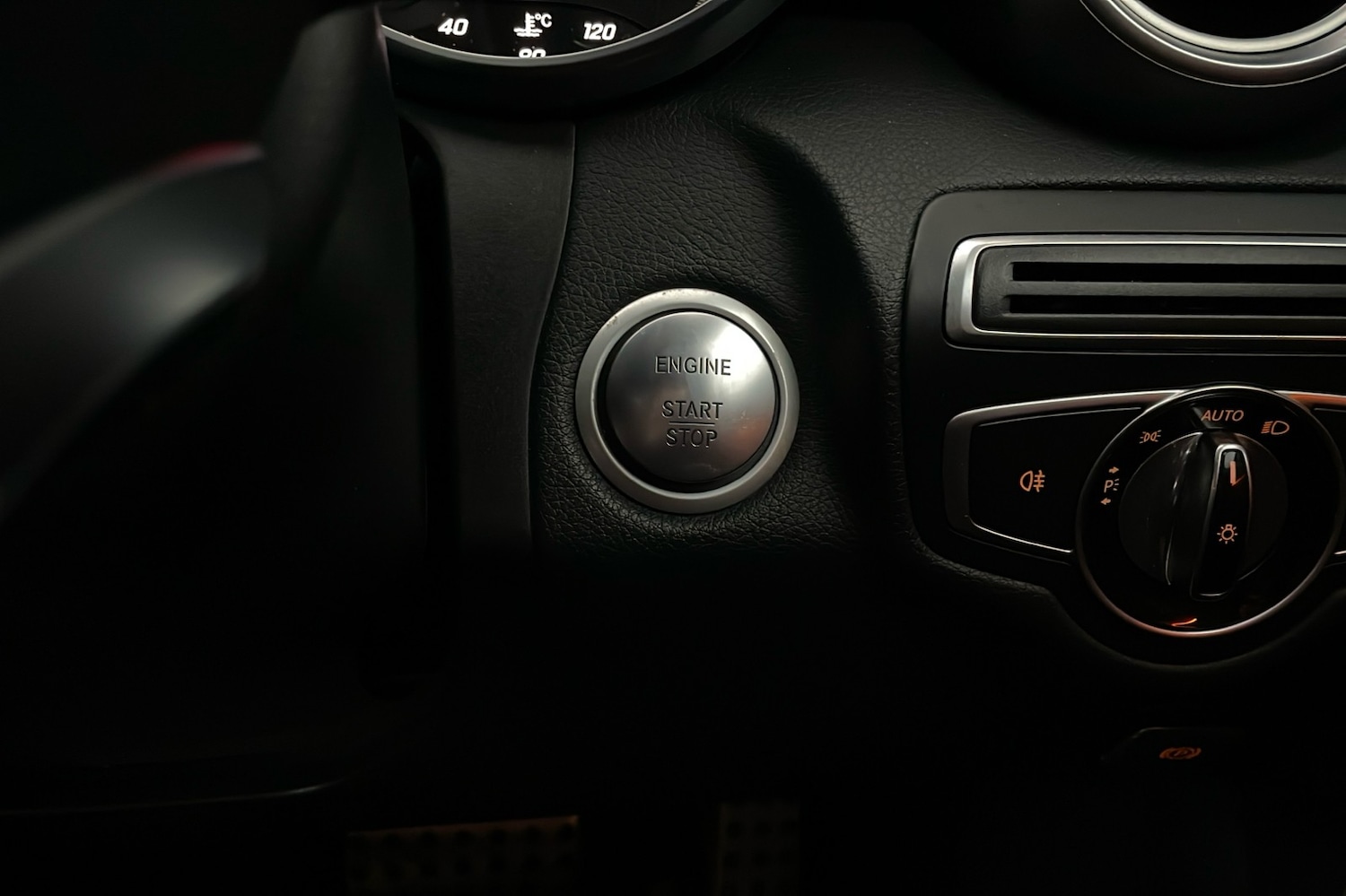 Used Mercedes-Benz C Class 2015 for sale - 77096841: Photo 18