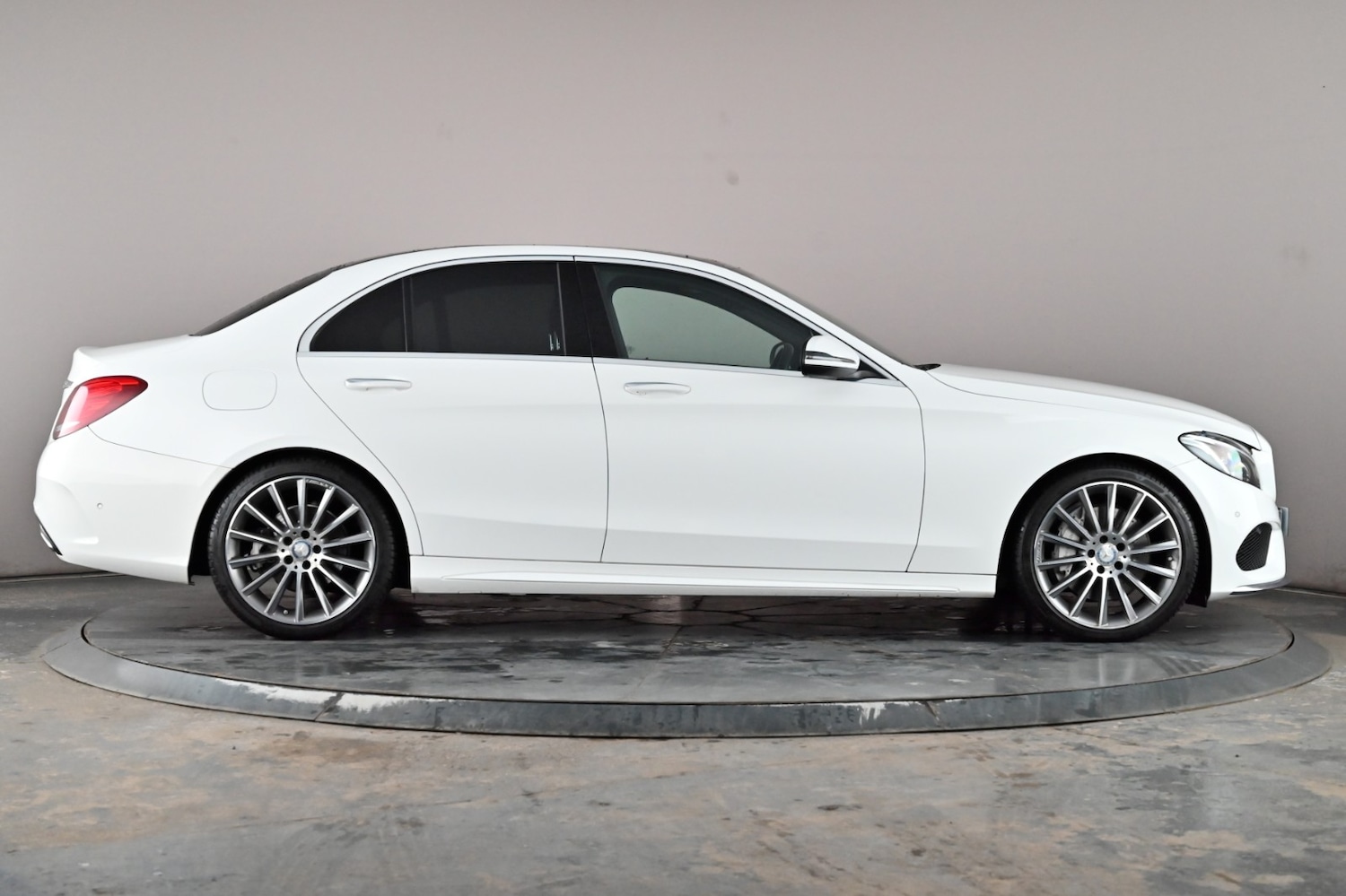Used Mercedes-Benz C Class 2015 for sale - 77096841: Photo 3