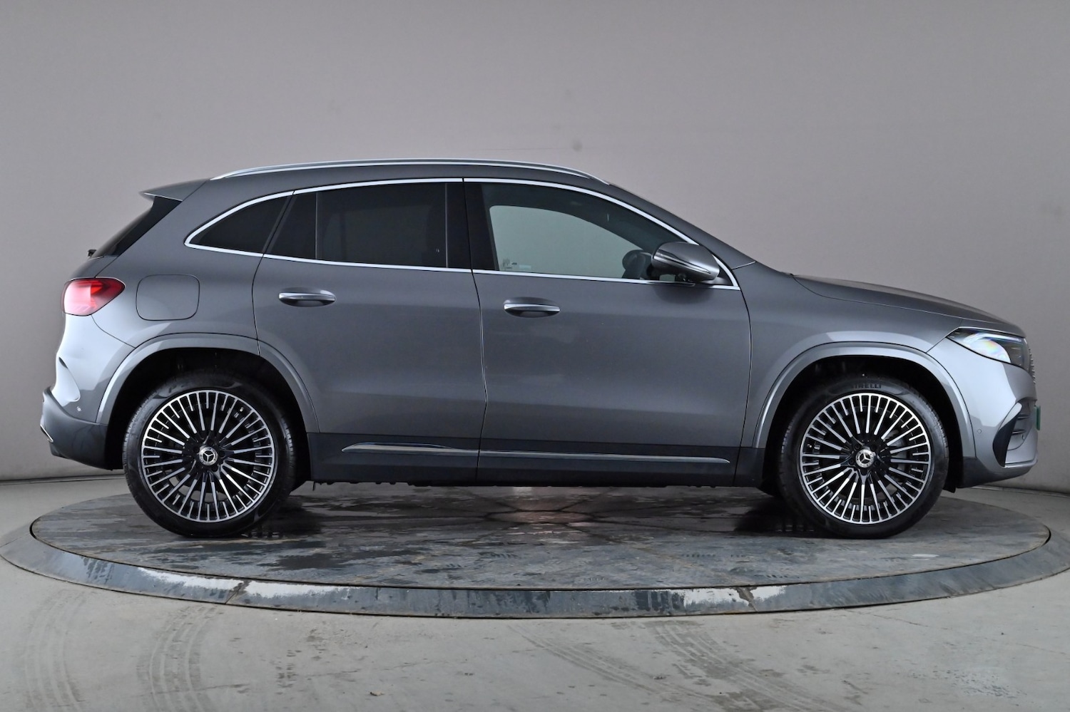 Used Mercedes-Benz EQA 2024 for sale - 77668430: Photo 3