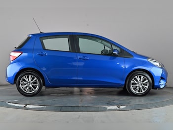 Used Toyota Yaris 2018 for sale - 78107201: Photo