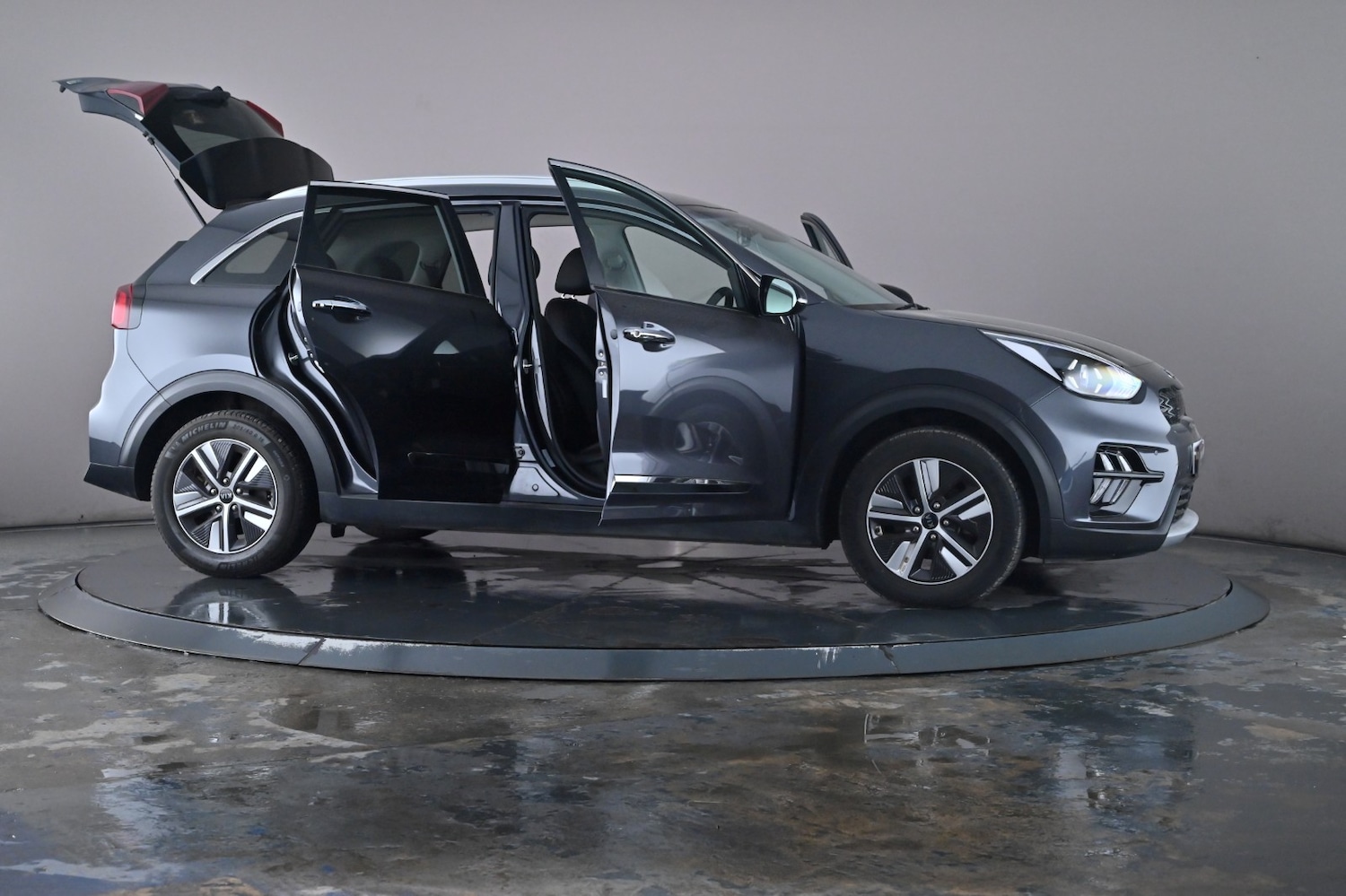 Used Kia Niro 2020 for sale - 76660306: Photo 92