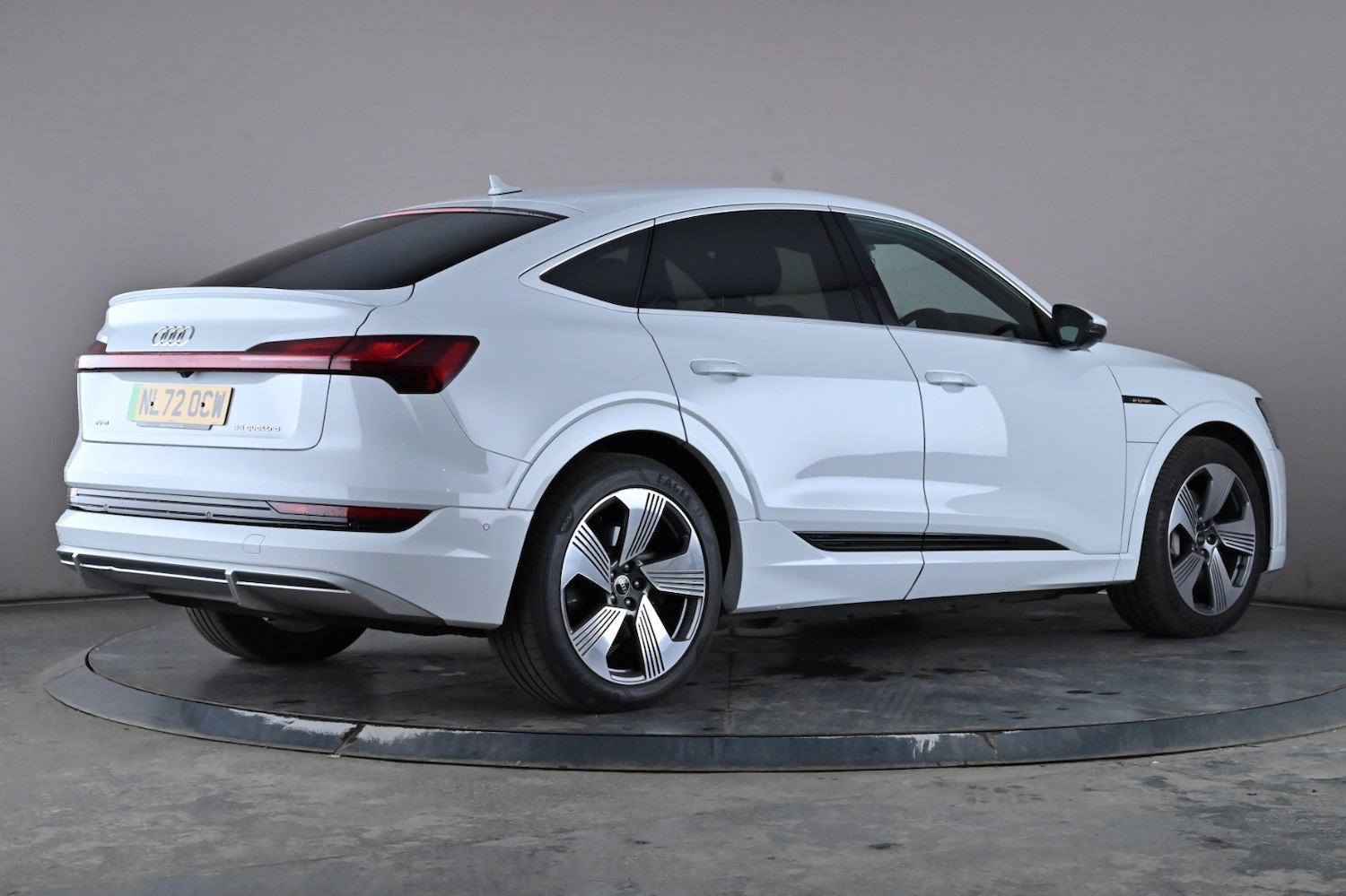 Used Audi e-tron 2022 for sale - 76390851: Photo 6