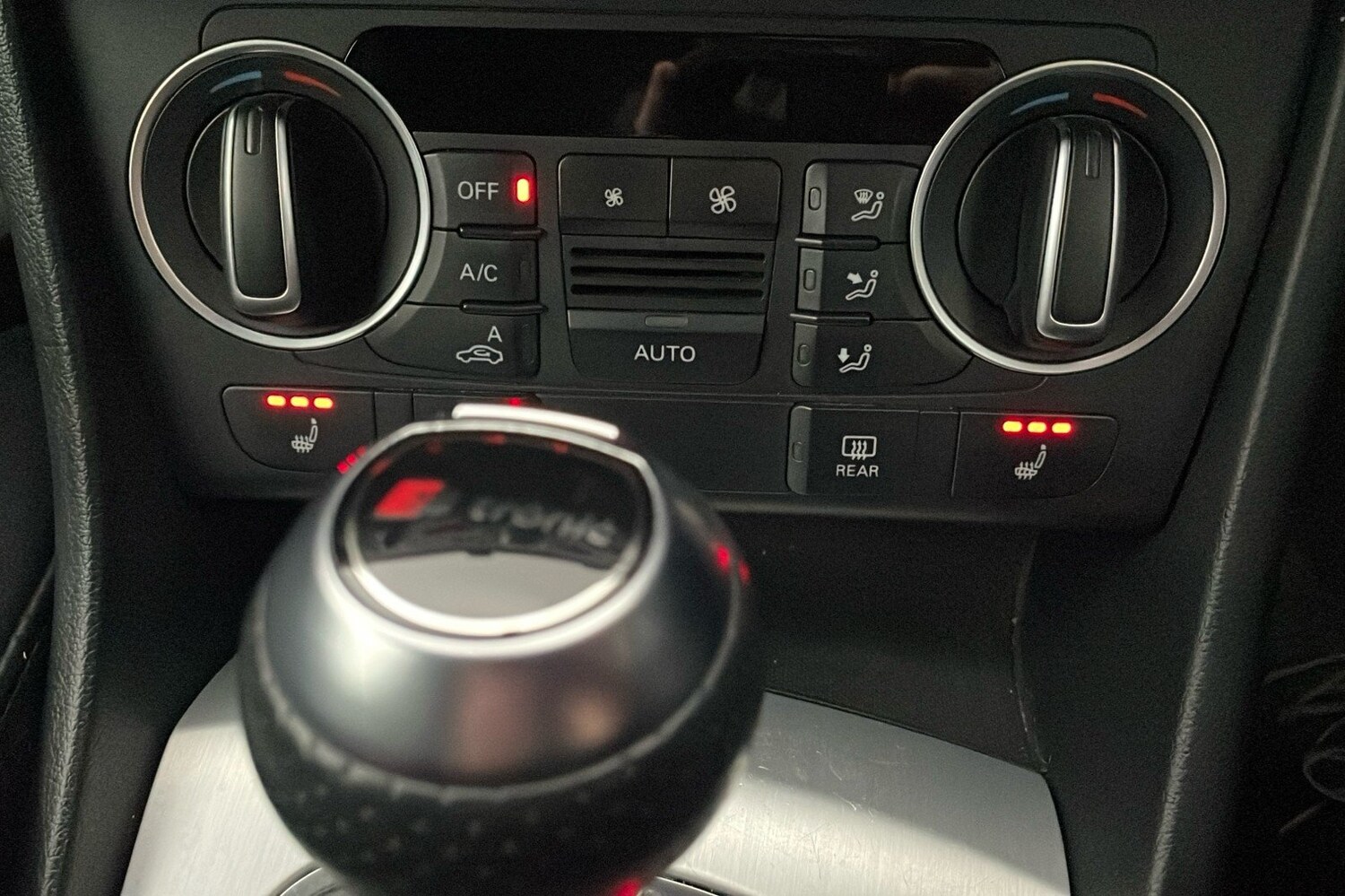 Used Audi Q3 2015 for sale - 78168361: Photo 17