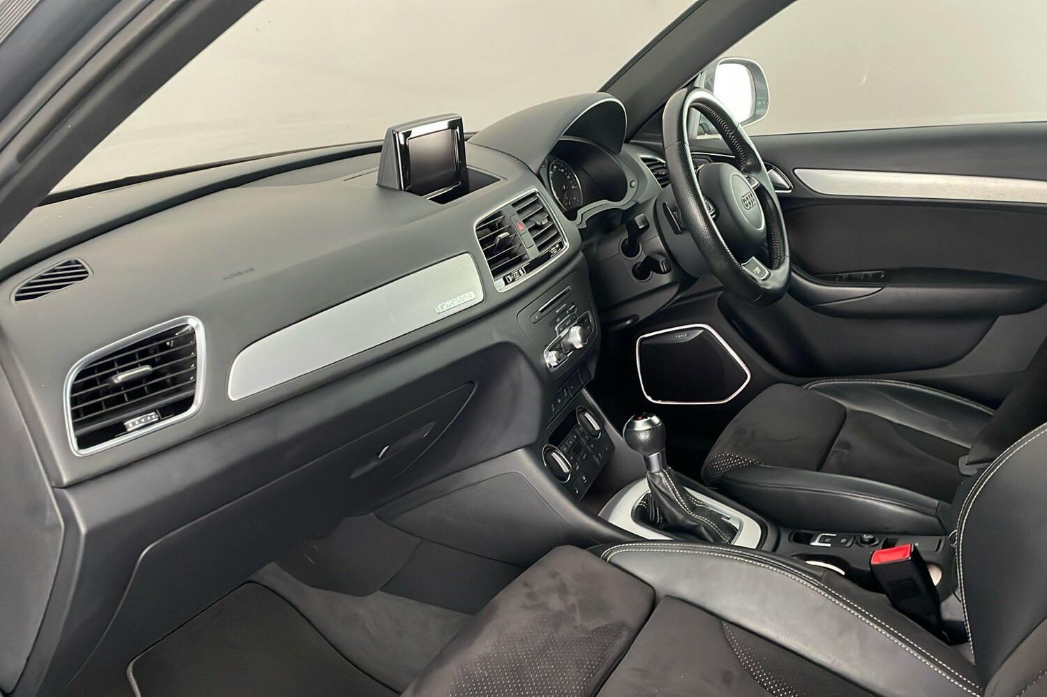 Used Audi Q3 2015 for sale - 78168361: Photo 18