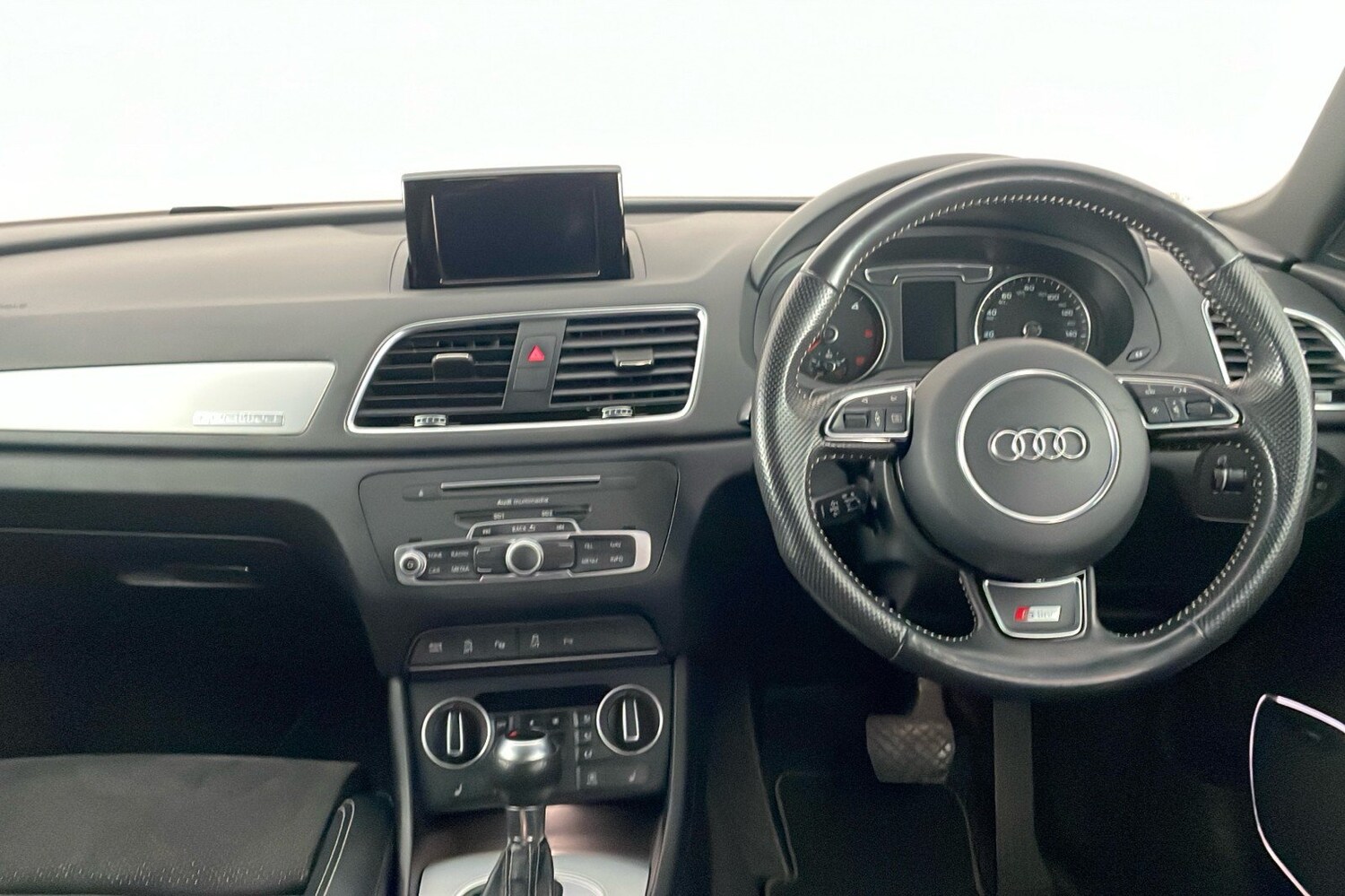 Used Audi Q3 2015 for sale - 78168361: Photo 8