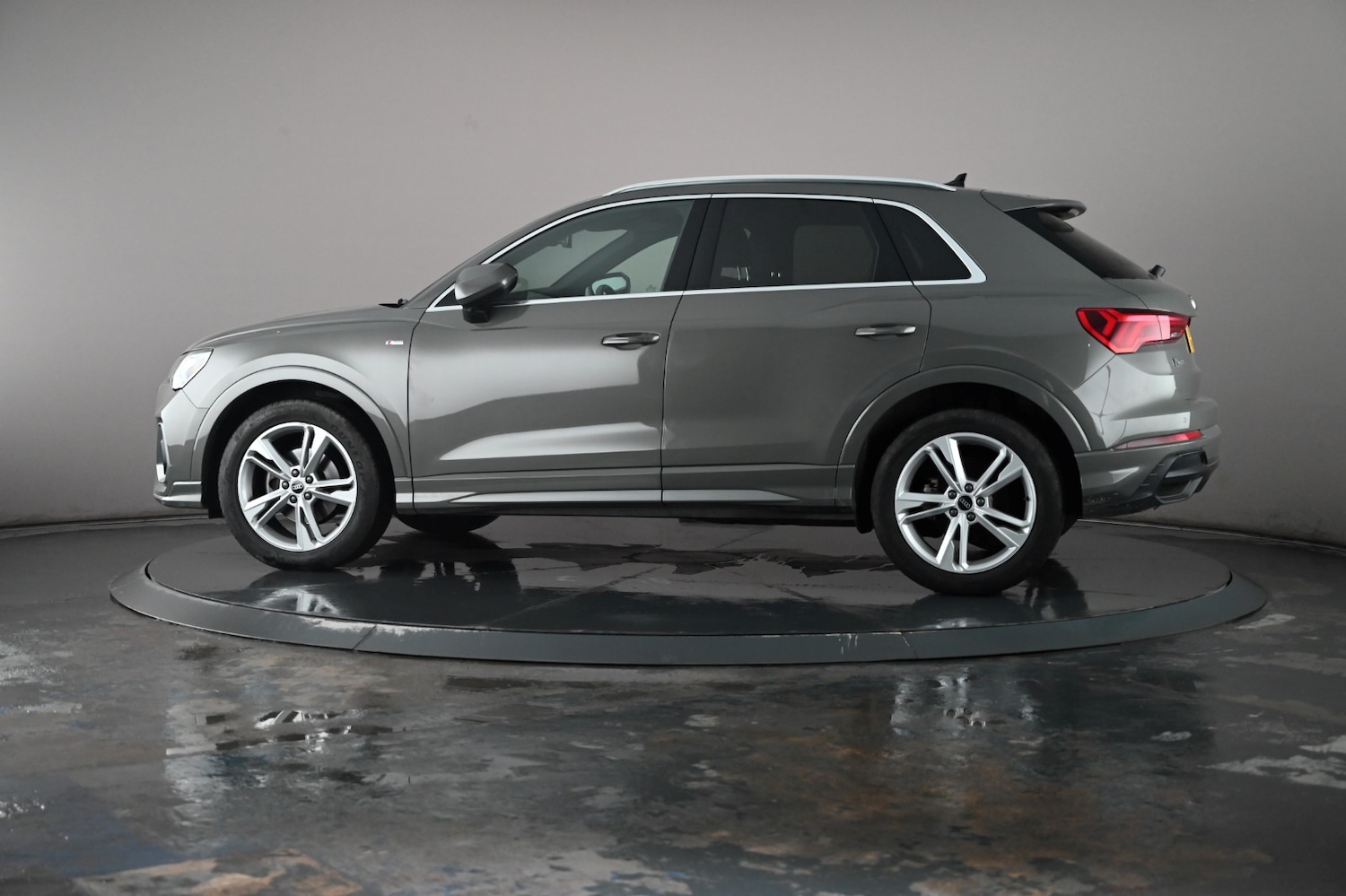 Used Audi Q3 2021 for sale - 76672288: Photo 16