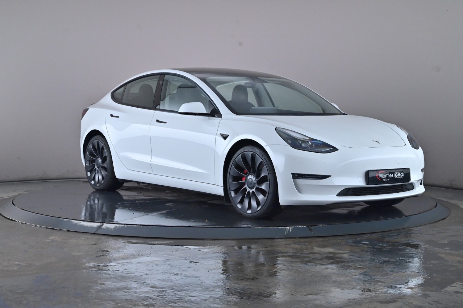 Used Tesla Model 3 2021 for sale - 76716557: Photo 2