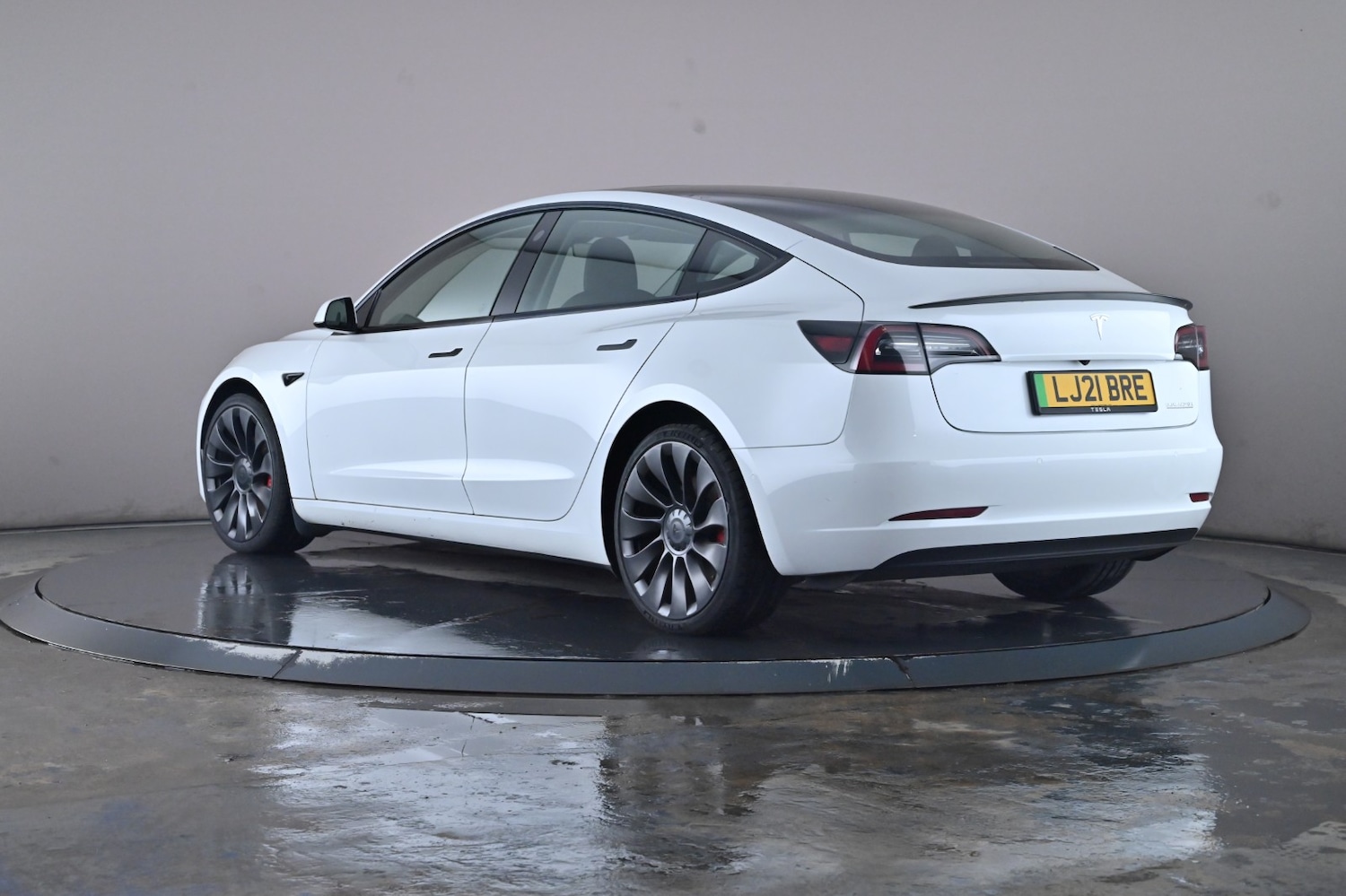 Used Tesla Model 3 2021 for sale - 76716557: Photo 20