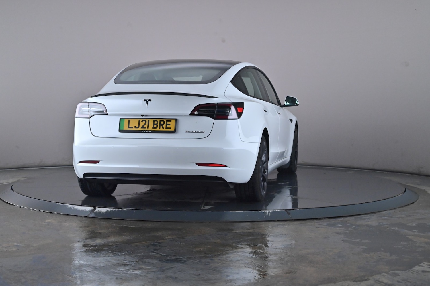 Used Tesla Model 3 2021 for sale - 76716557: Photo 25