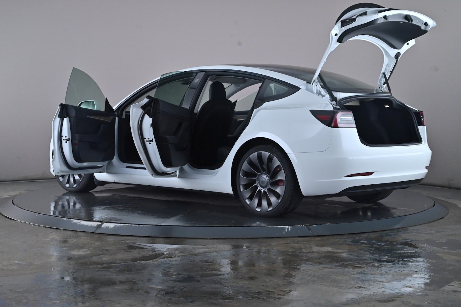 Used Tesla Model 3 2021 for sale - 76716557: Photo 55